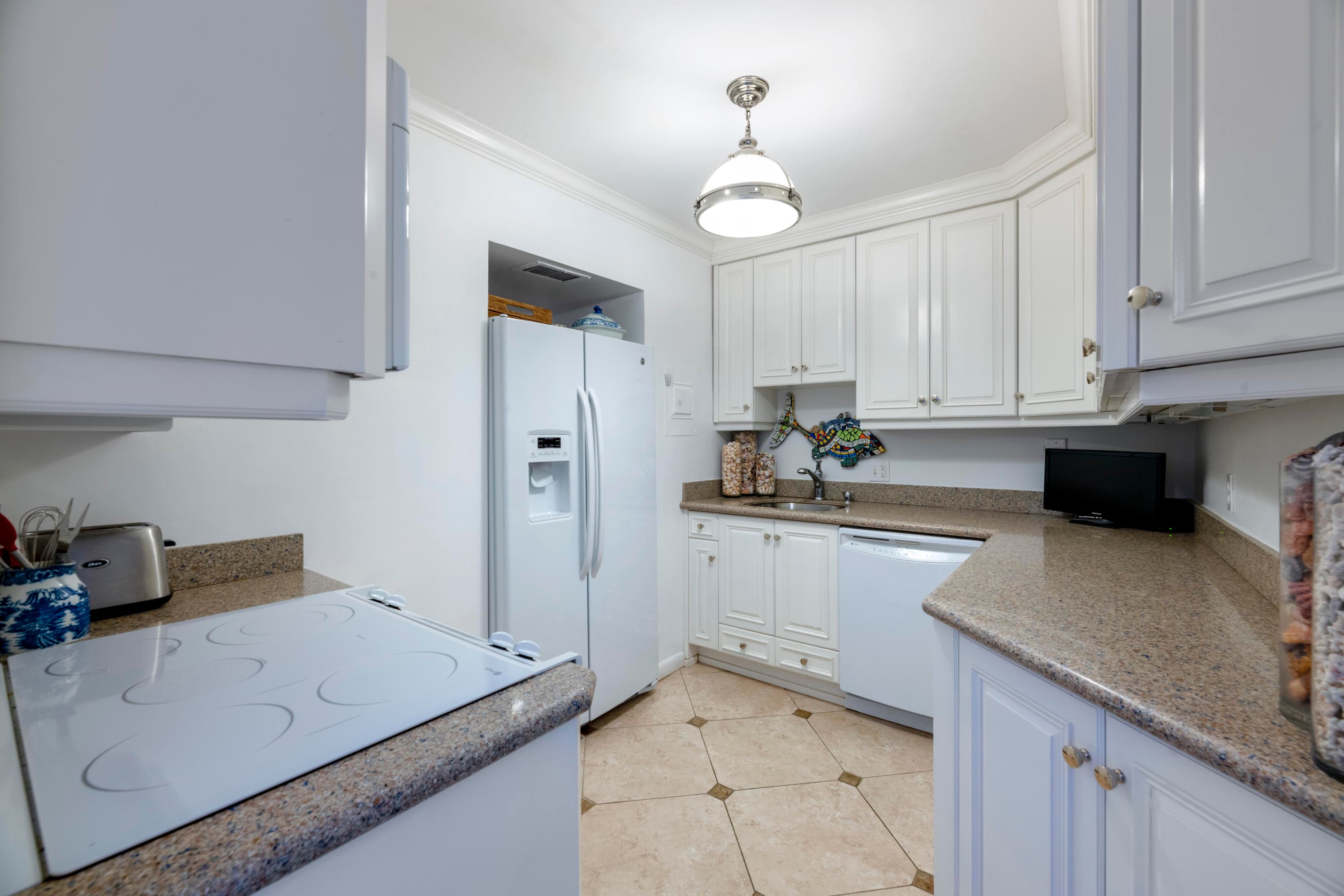 170 N Ocean Boulevard 411, Palm Beach, FL 33480 — photo 6 of 33