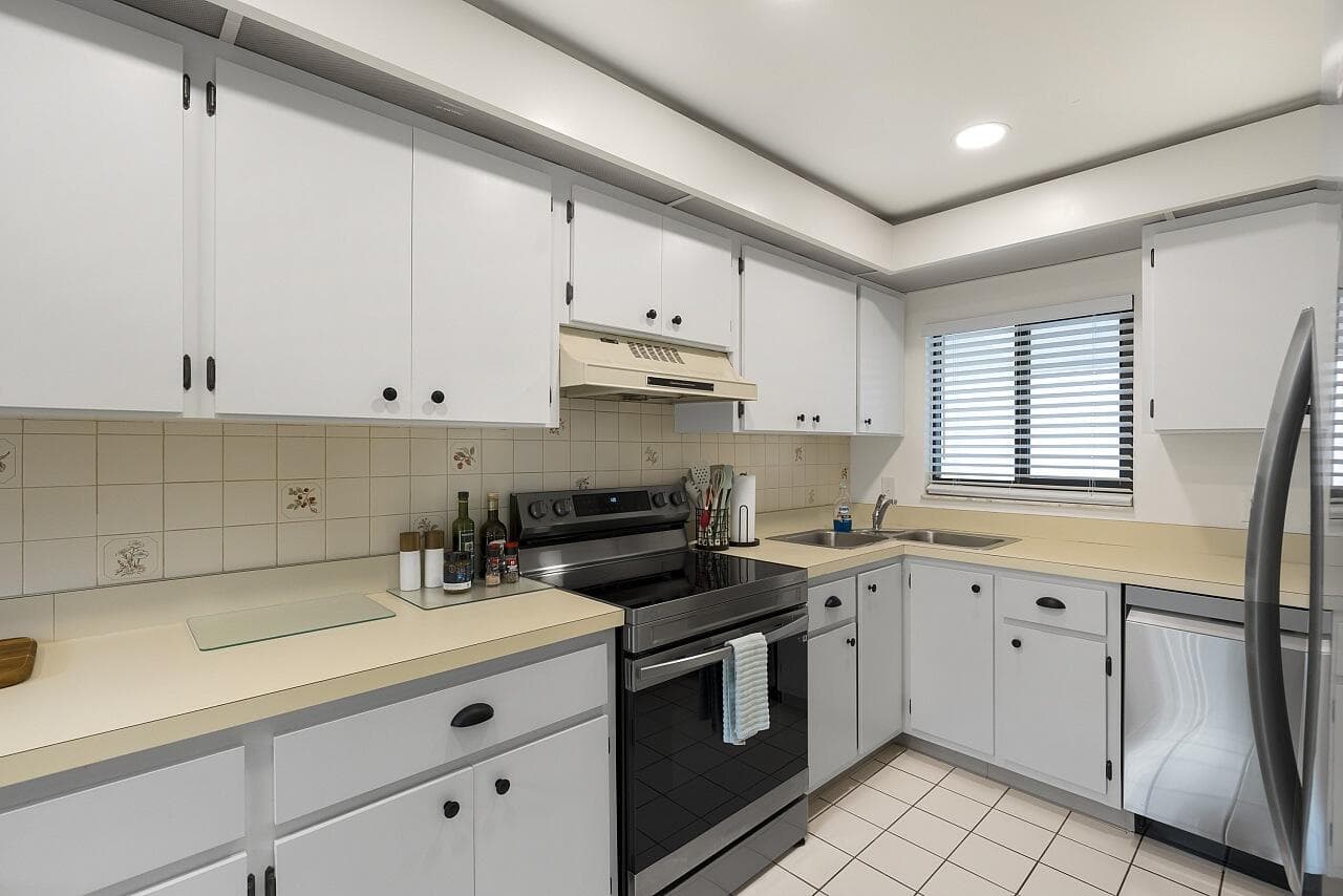2155 Galleon Drive E-4, Vero Beach, FL 32963 — photo 14 of 34