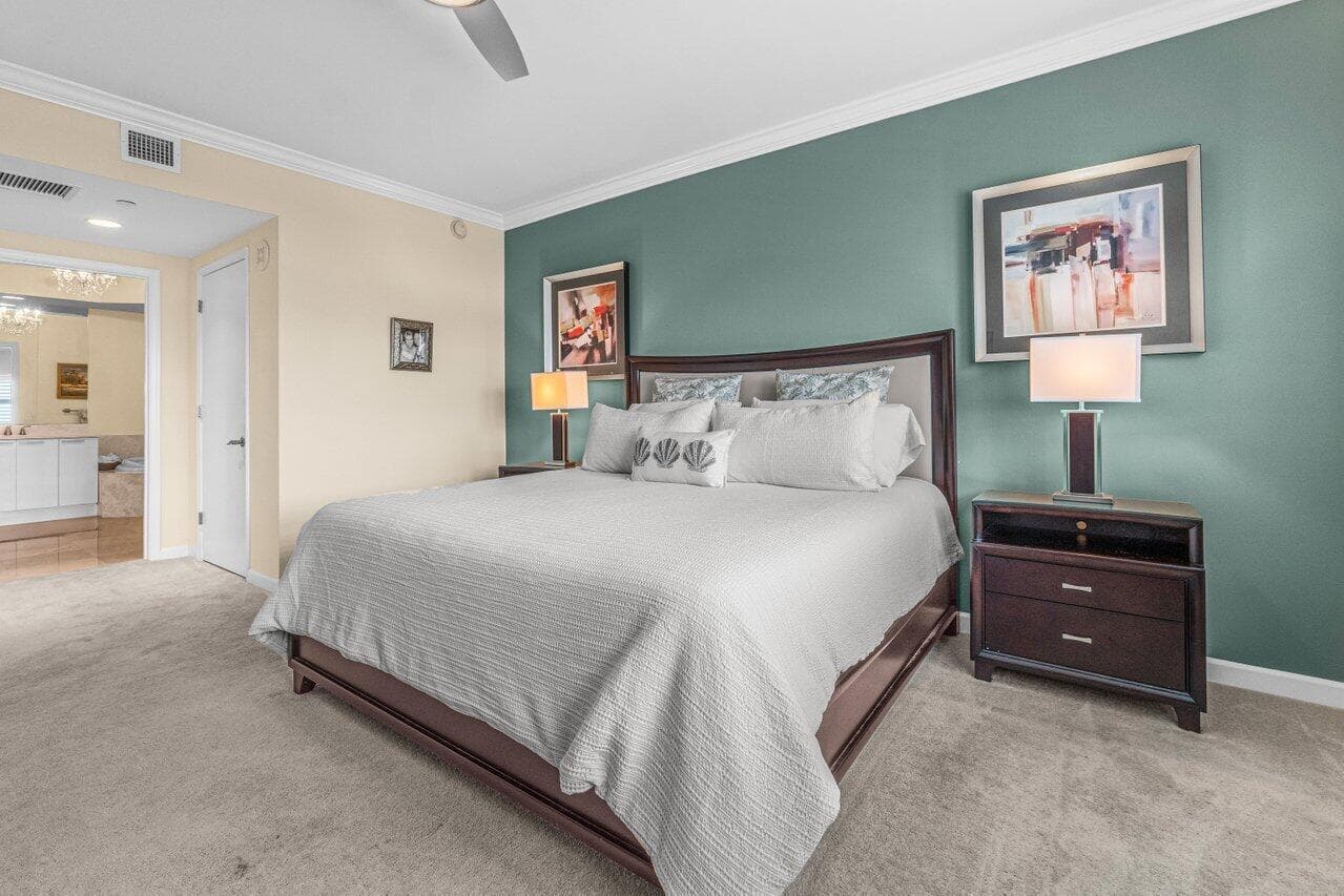 2650 Lake Shore Drive 302, Riviera Beach, FL 33404 — photo 13 of 47