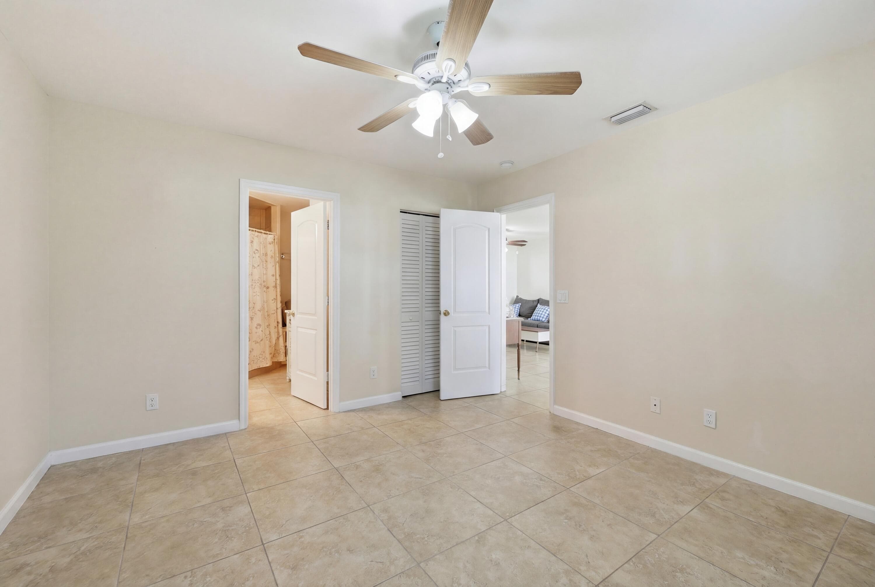 305 Circle E, Jupiter, FL 33458 — photo 17 of 36