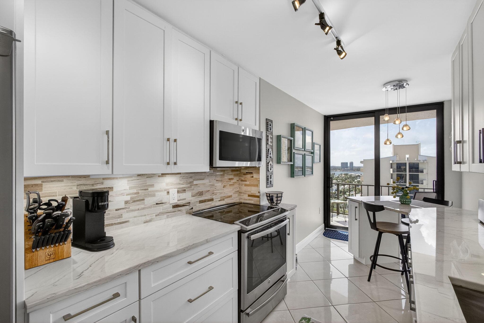 4200 N Ocean Drive 1-1804, Singer Island, FL 33404 — photo 7 of 46