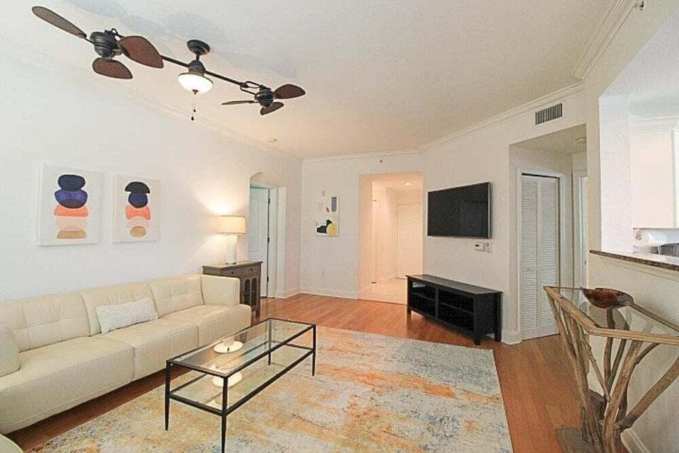 11018 Legacy Drive 104, Palm Beach Gardens, FL 33410 — photo 2 of 27