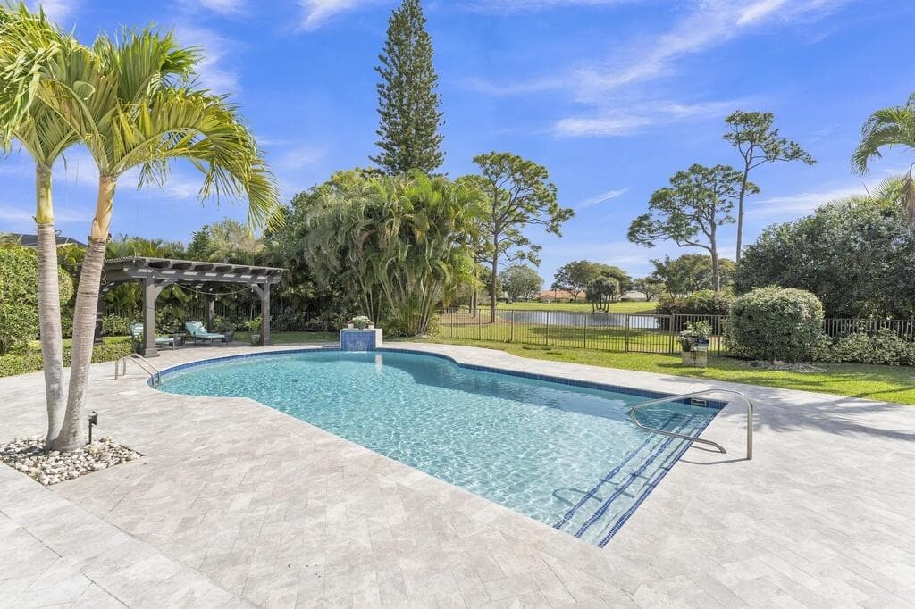355 Oakview Drive, Delray Beach, FL 33445 — photo 2 of 71