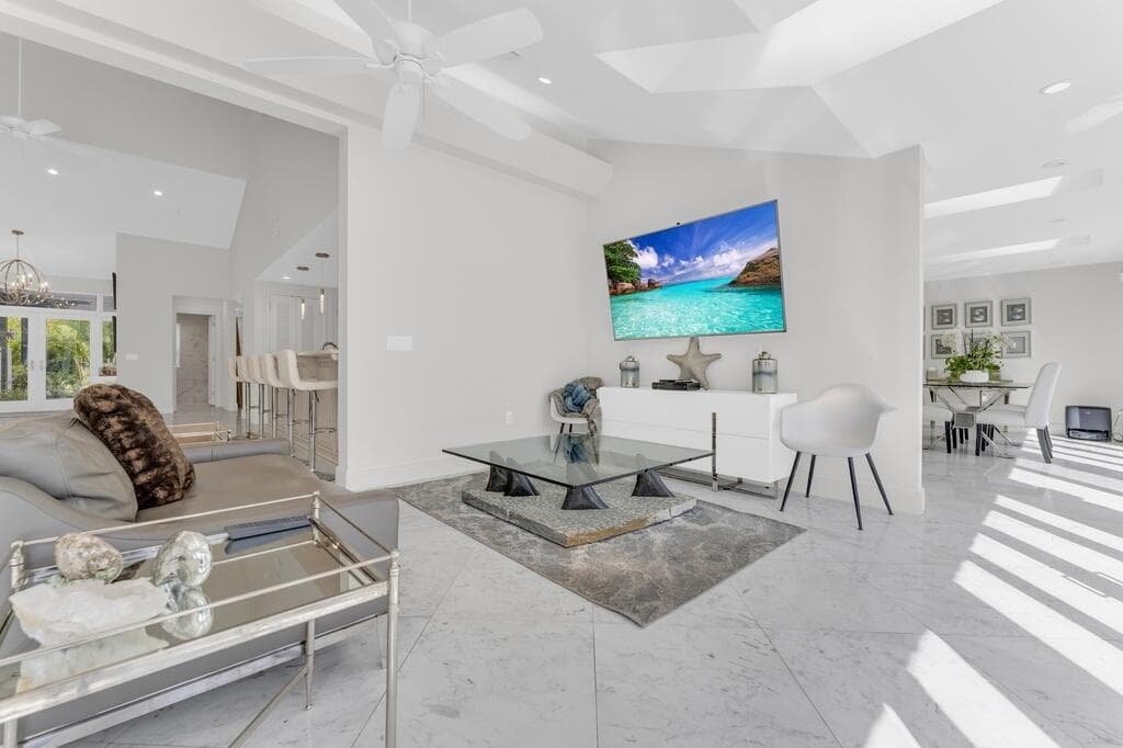 355 Oakview Drive, Delray Beach, FL 33445 — photo 28 of 71