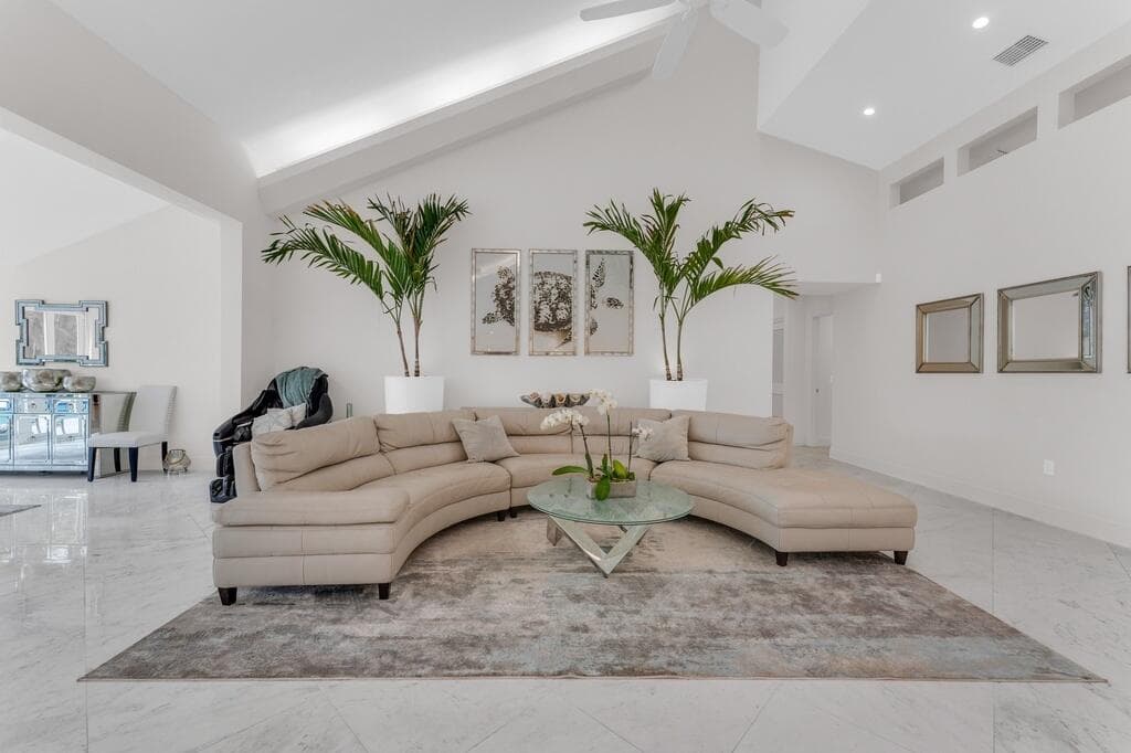 355 Oakview Drive, Delray Beach, FL 33445 — photo 14 of 71