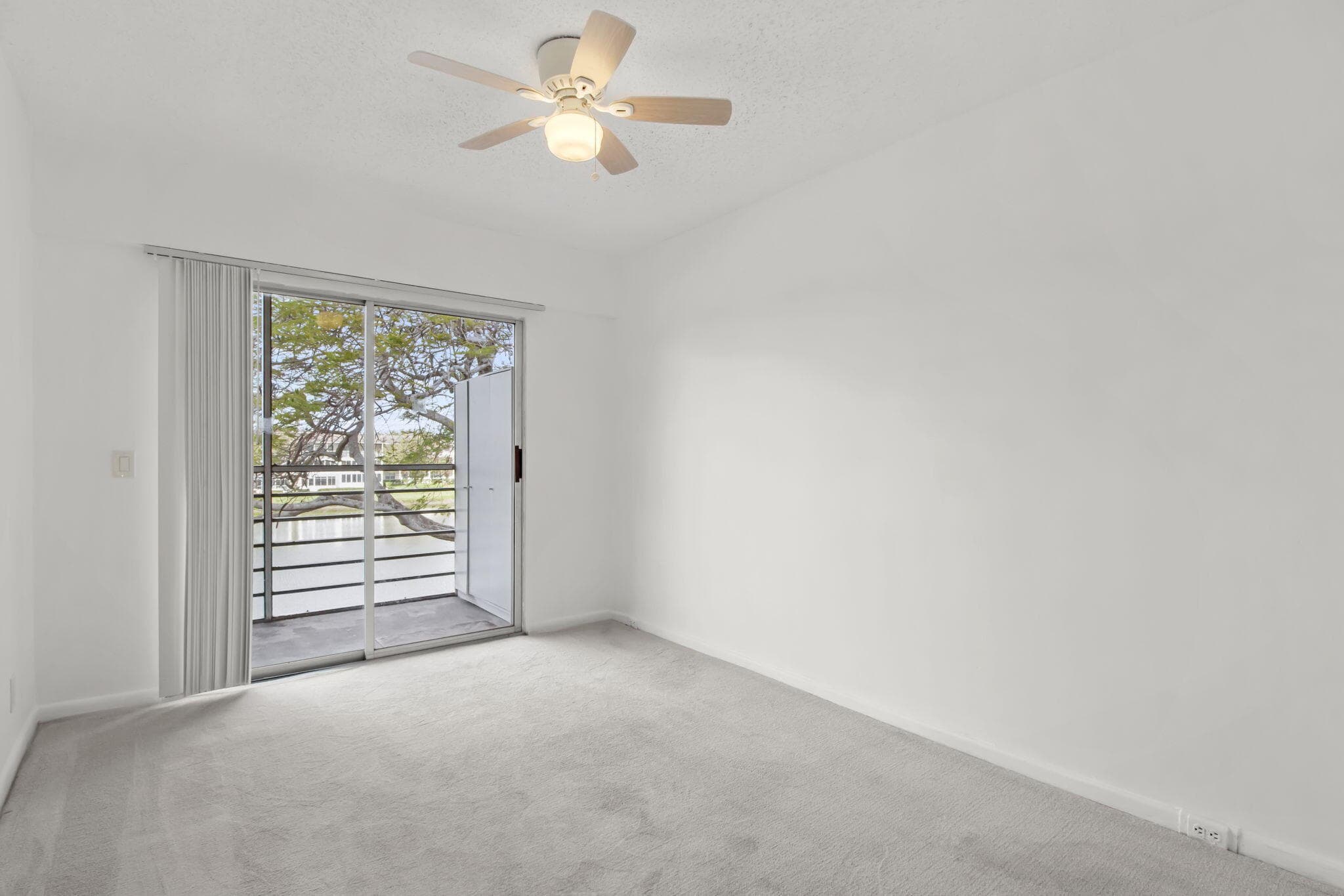 124 Preston C, Boca Raton, FL 33434 — photo 8 of 41