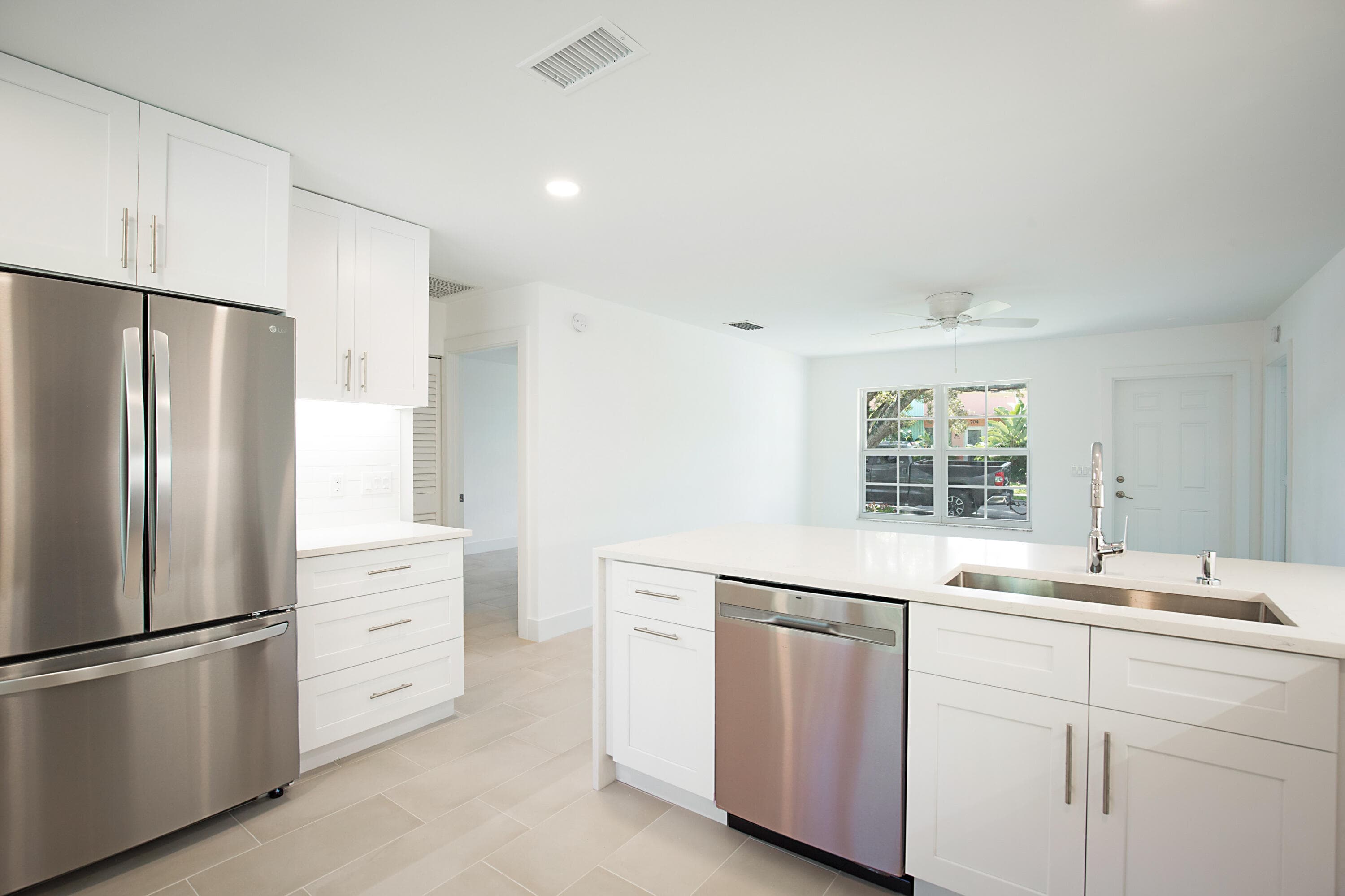705 New York Street, West Palm Beach, FL 33401 — photo 10 of 22