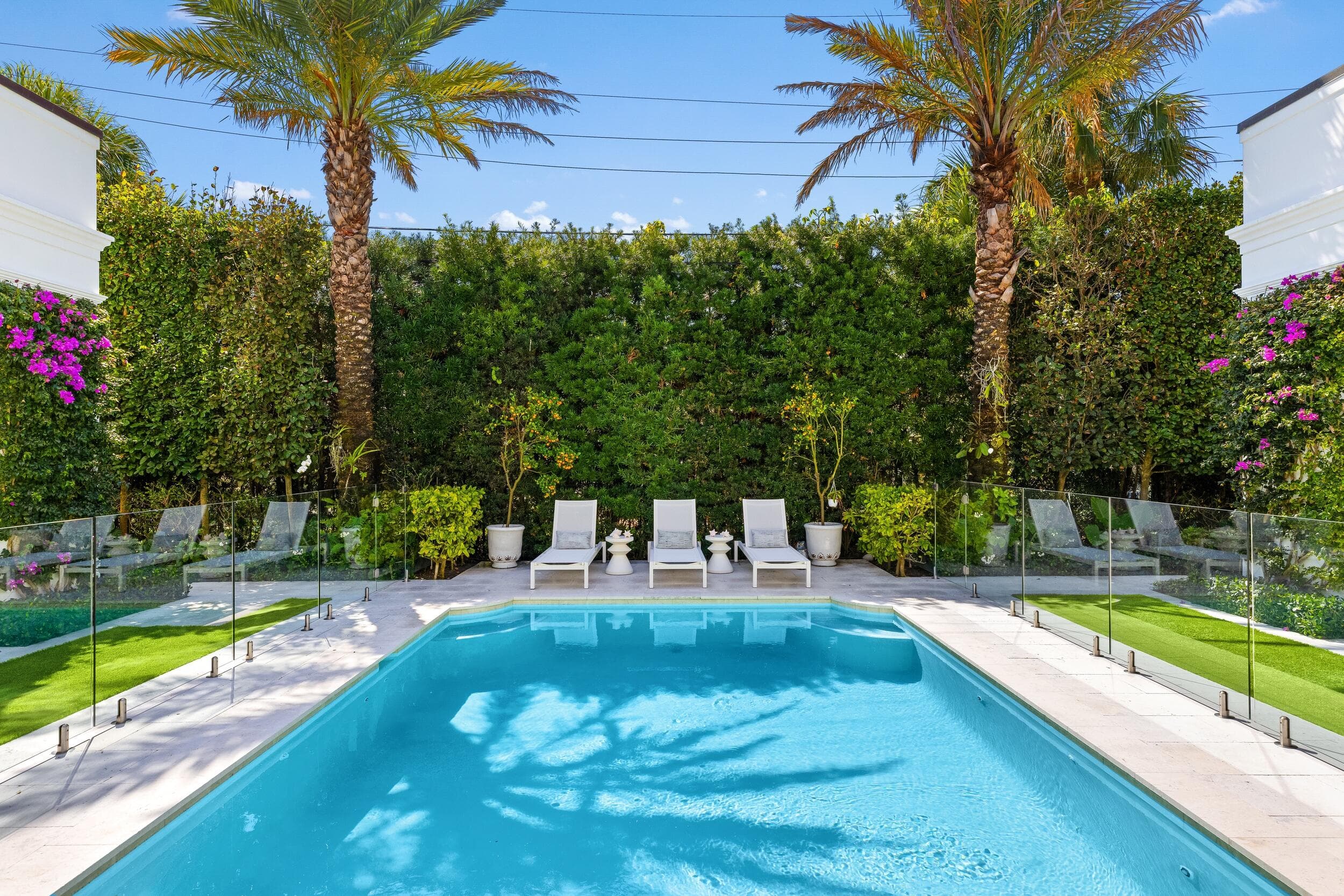 208 Sandpiper Drive, Palm Beach, FL 33480 — photo 9 of 59