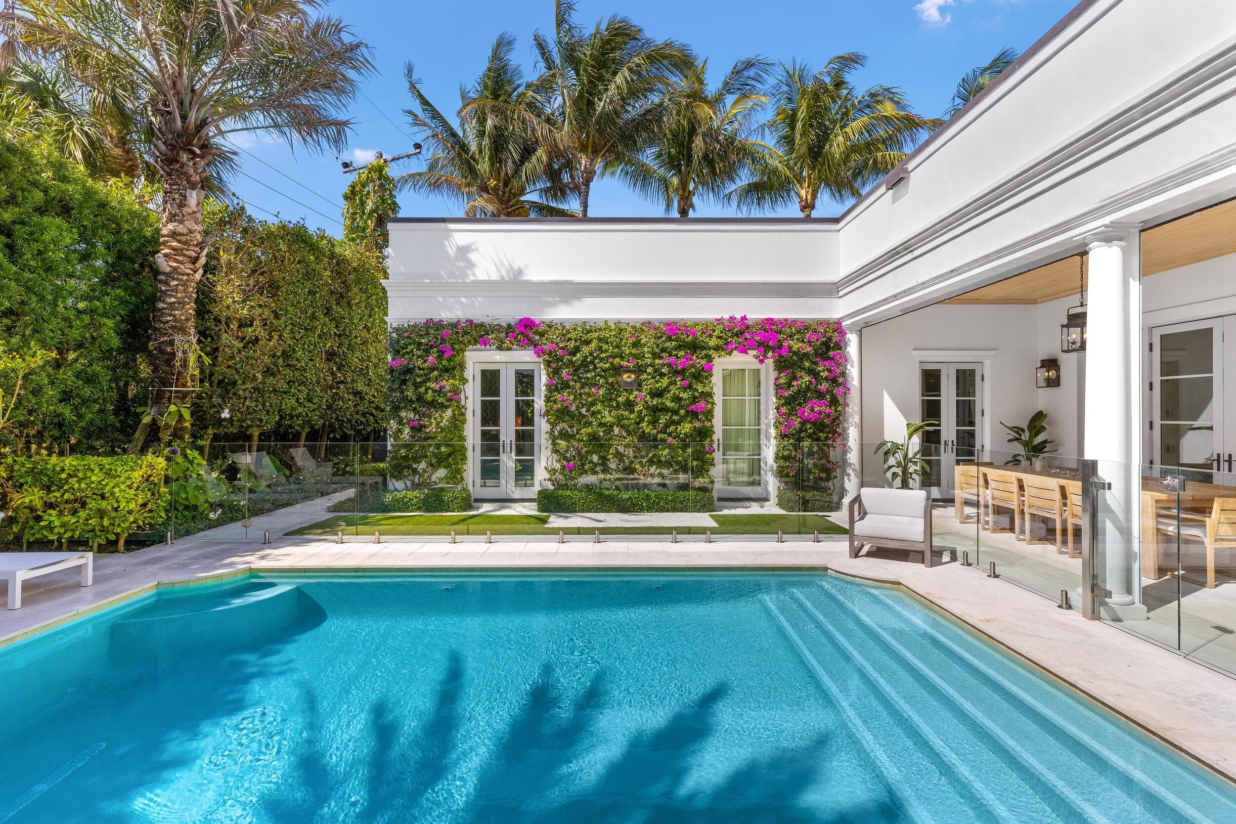 208 Sandpiper Drive, Palm Beach, FL 33480 — photo 8 of 59