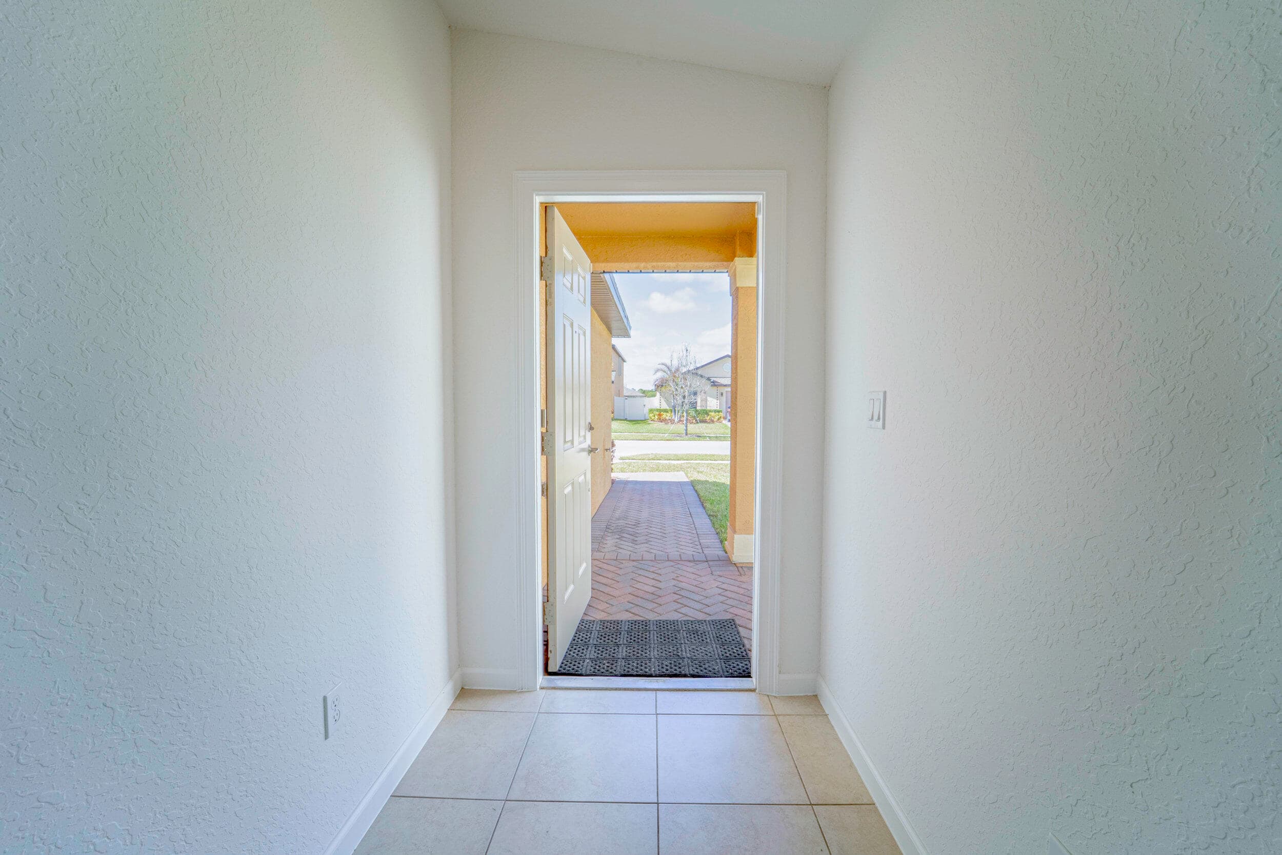 788 Worlington Lane, Fort Pierce, FL 34947 — photo 6 of 29