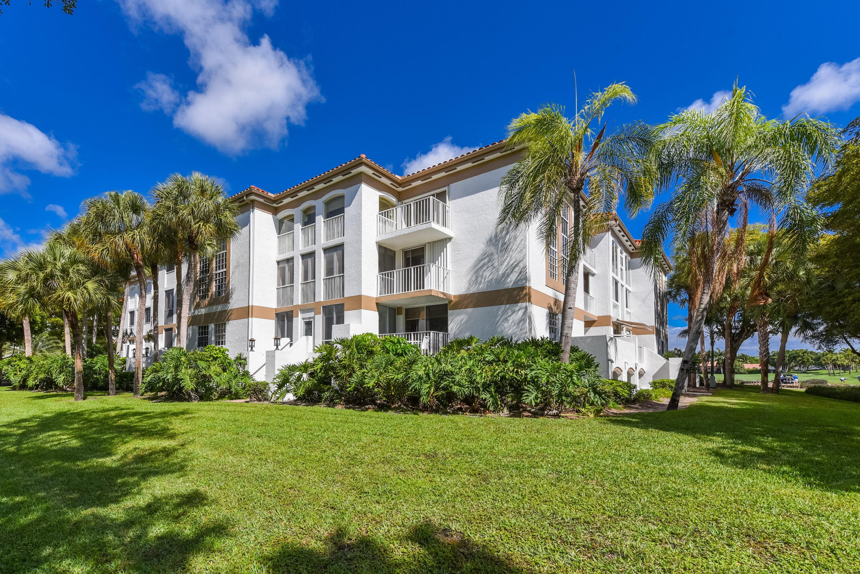7369 Orangewood Lane 301, Boca Raton, FL 33433 — photo 4 of 53