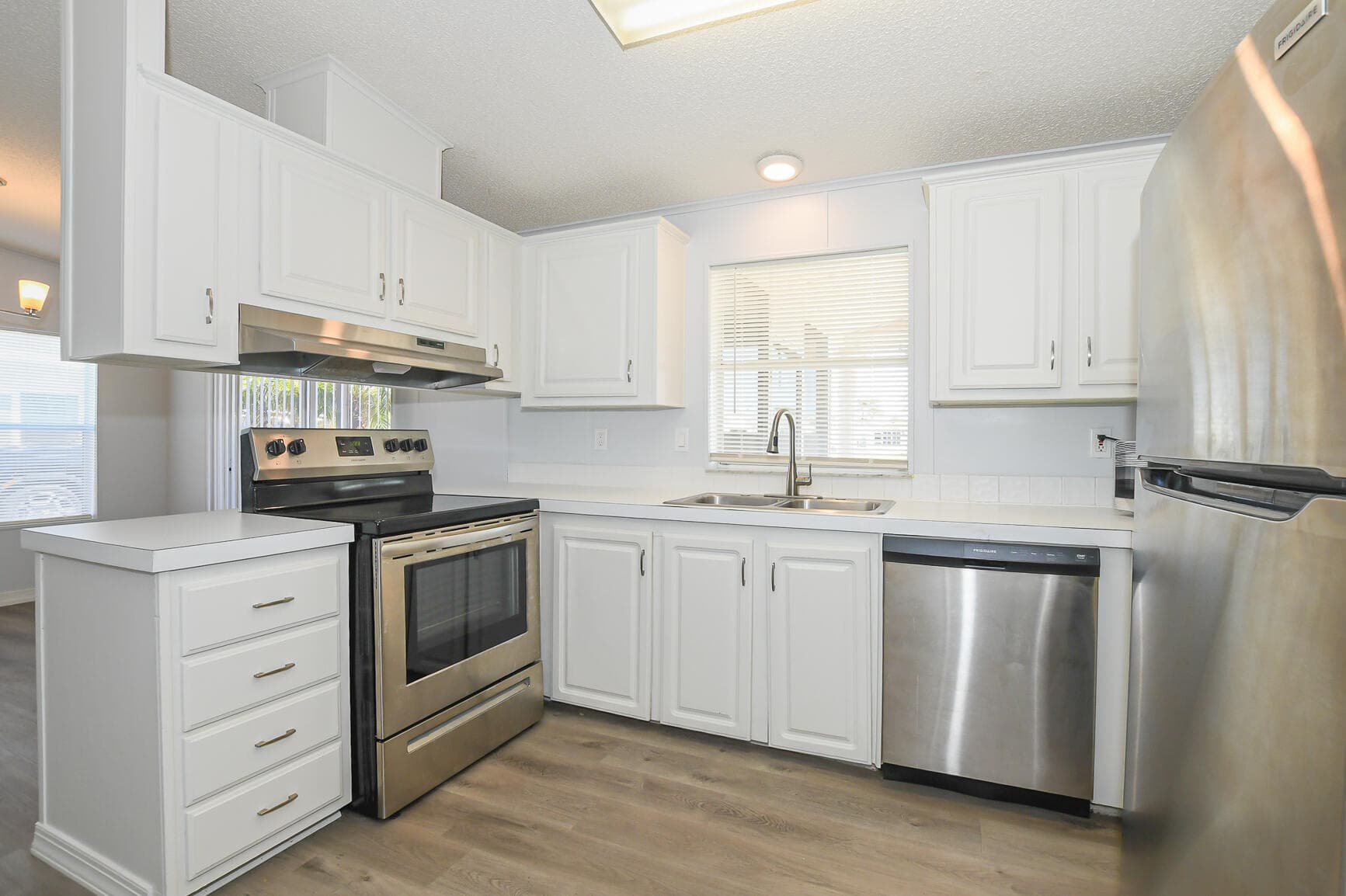8179 Sandwedge Terrace, Port St. Lucie, FL 34952 — photo 12 of 68