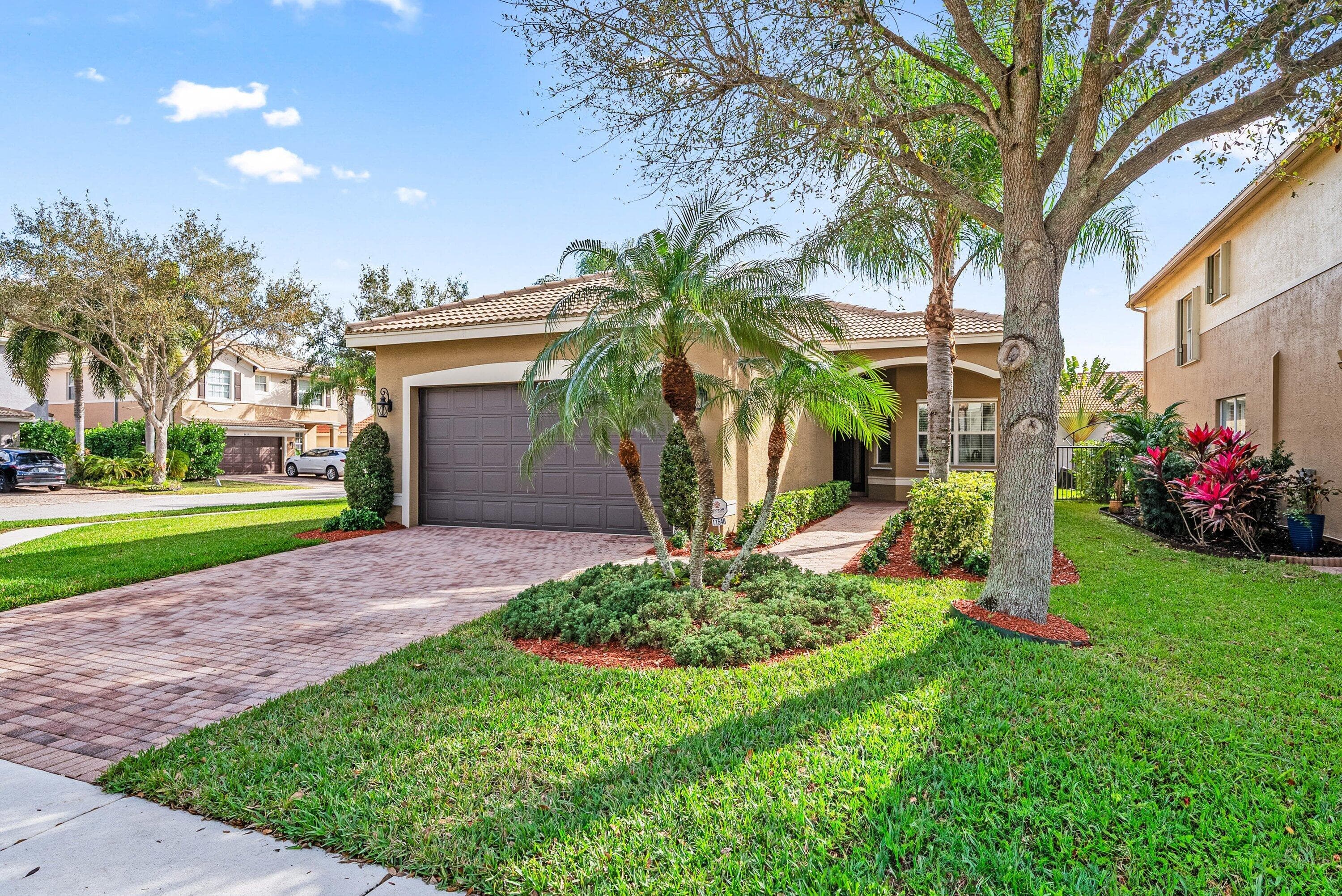 11546 Ponywalk Trail, Boynton Beach, FL 33473 — photo 2 of 34
