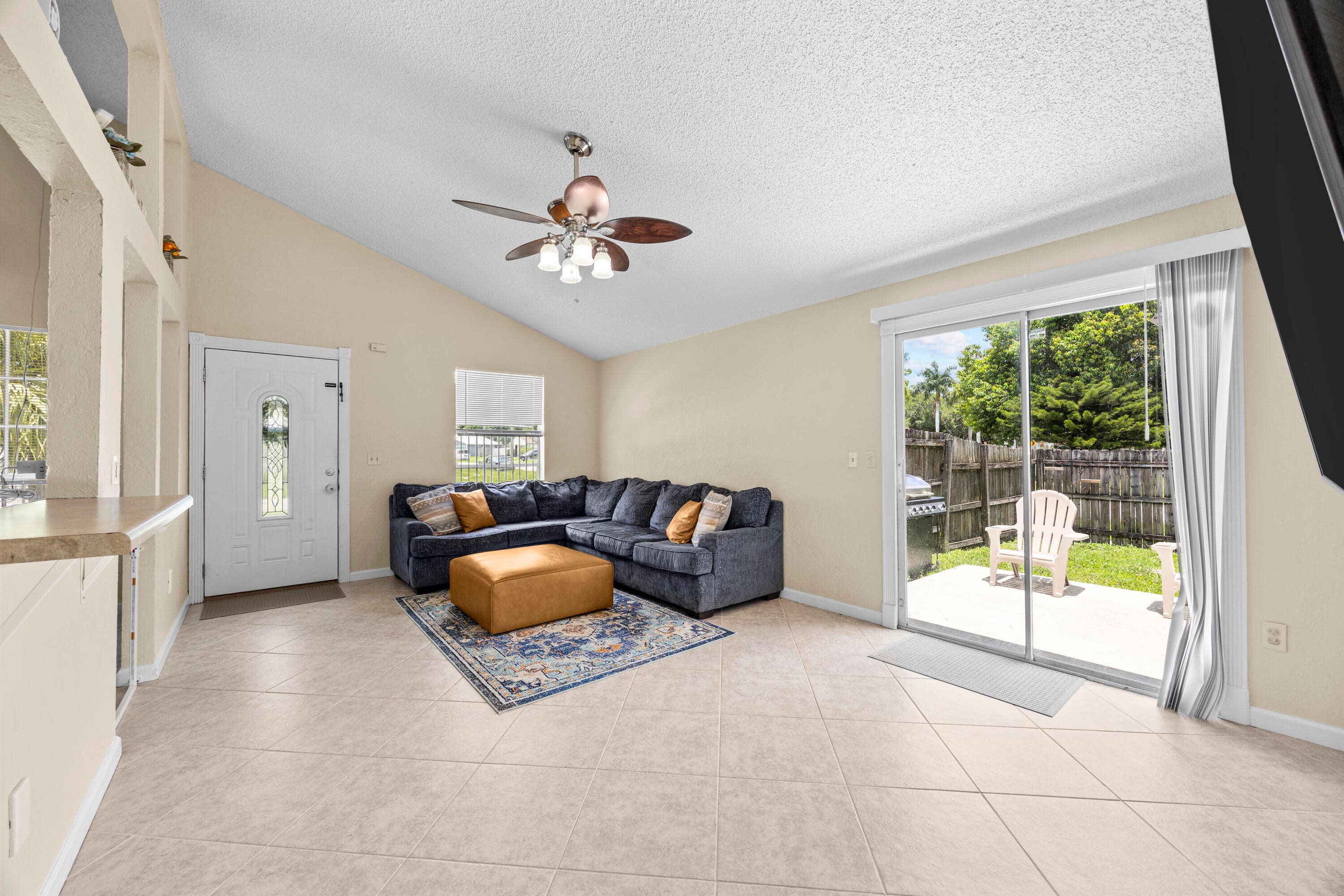 10552 Bobbie Lane, Royal Palm Beach, FL 33411 — photo 16 of 30