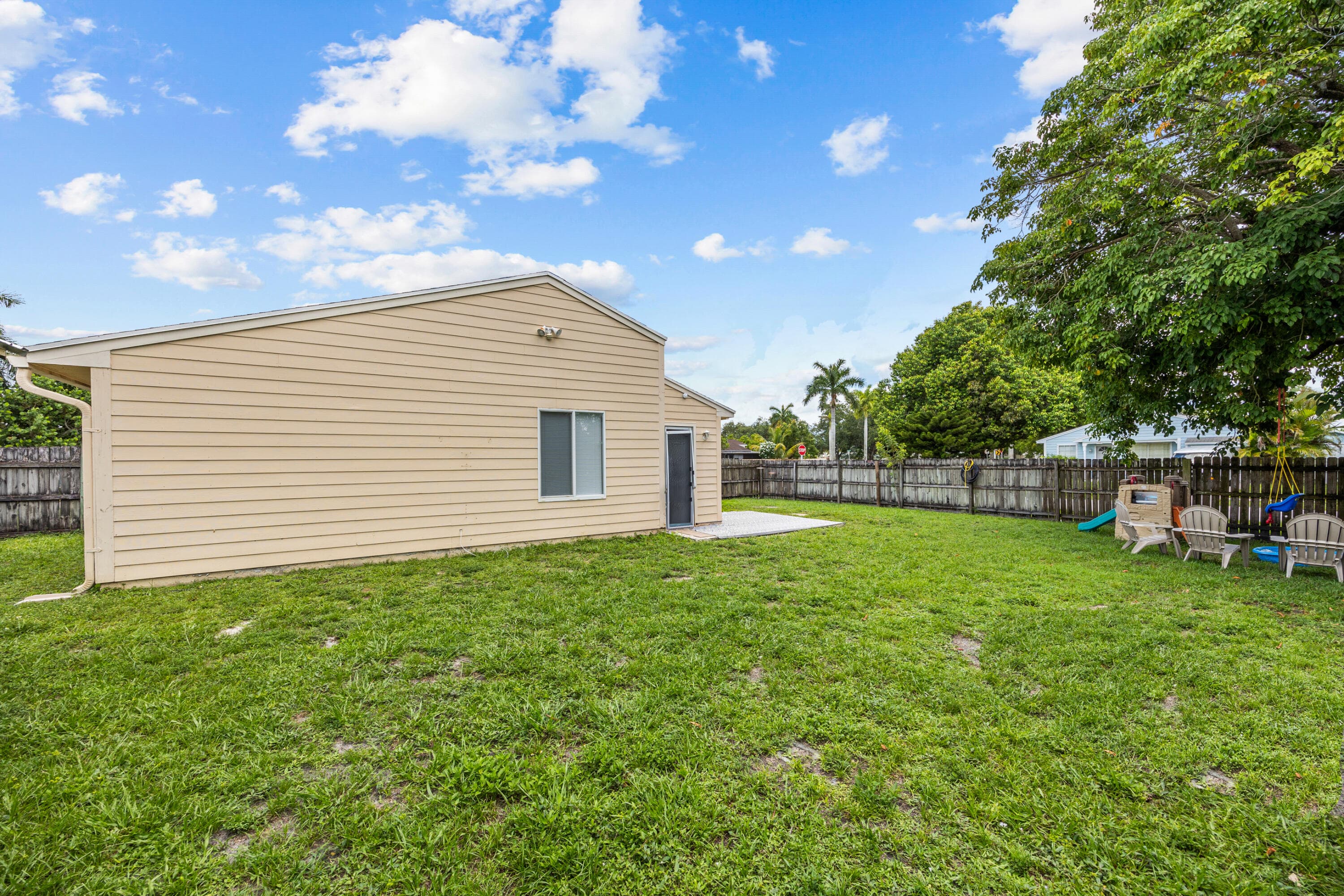 10552 Bobbie Lane, Royal Palm Beach, FL 33411 — photo 23 of 30