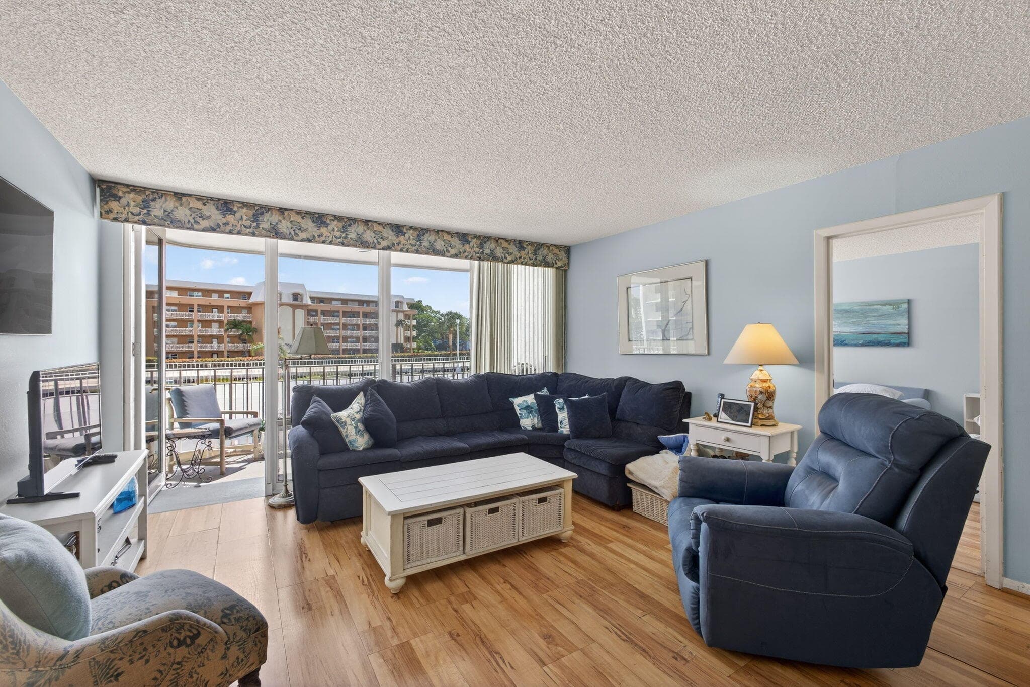 336 Golfview Road 207, North Palm Beach, FL 33408 — photo 4 of 52