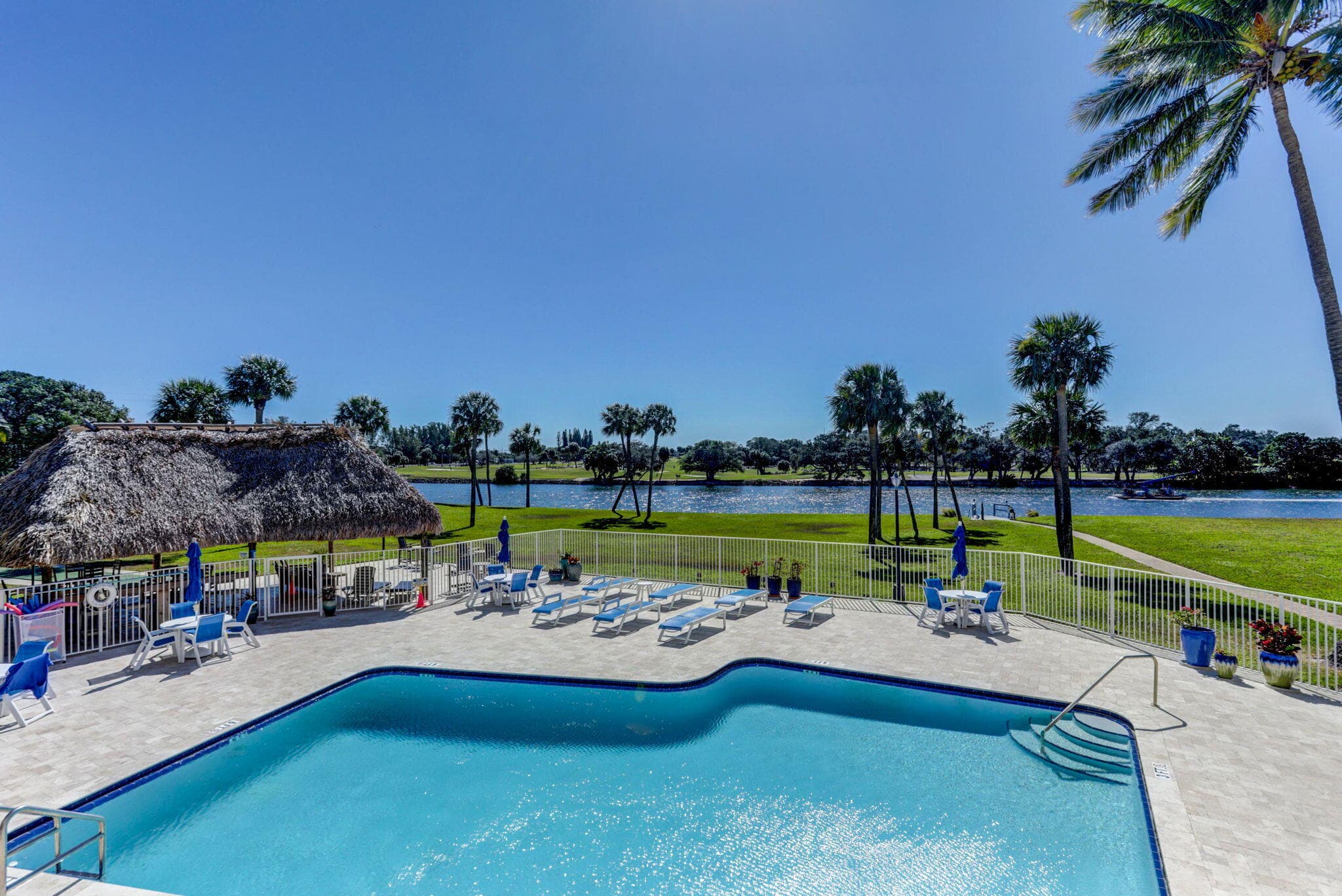 336 Golfview Road 207, North Palm Beach, FL 33408 — photo
