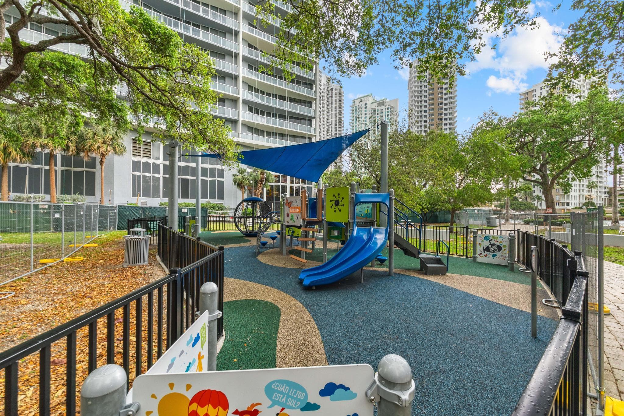 485 Brickell Avenue 2506, Miami, FL 33131 — photo 32 of 34
