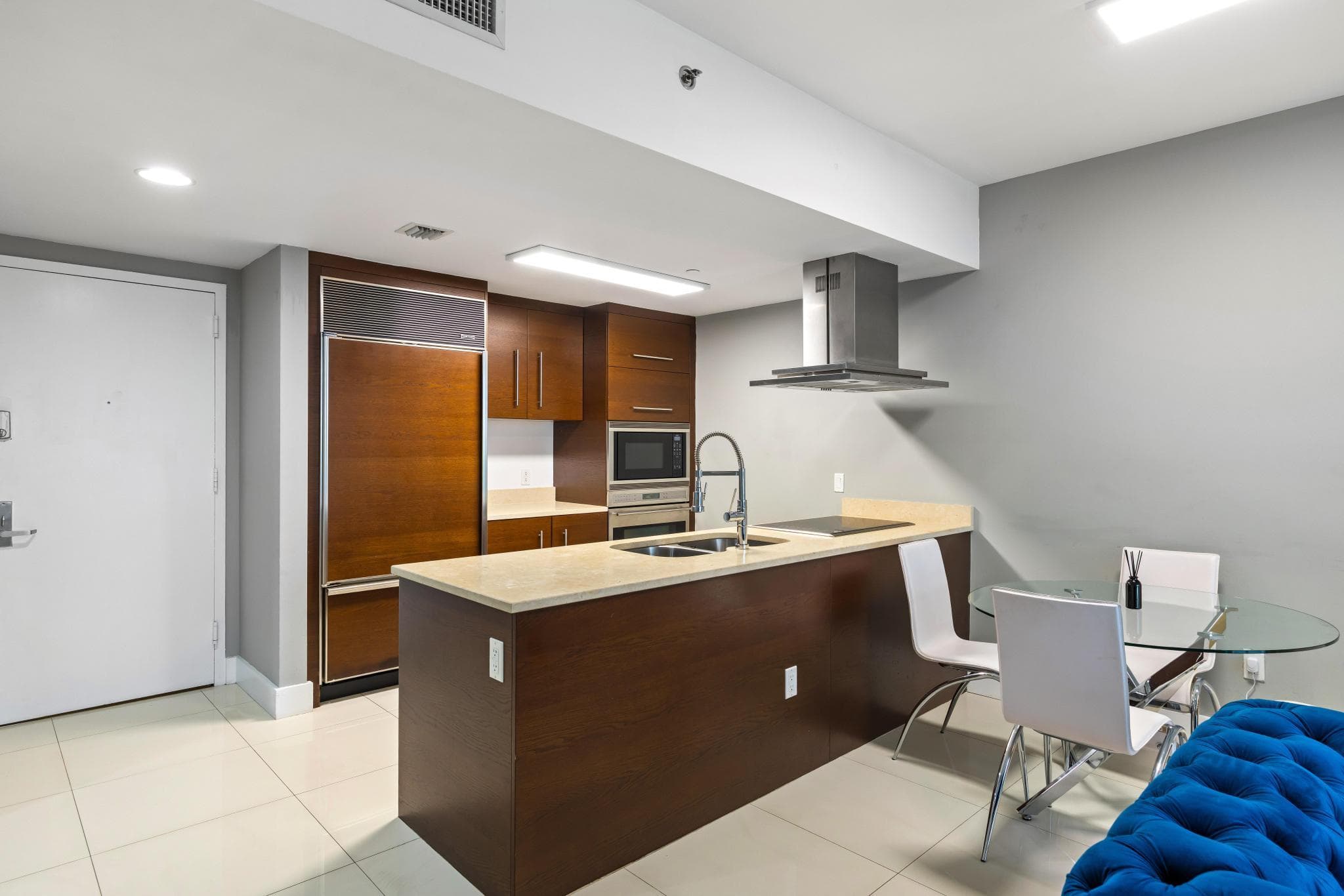 485 Brickell Avenue 2506, Miami, FL 33131 — photo 7 of 34
