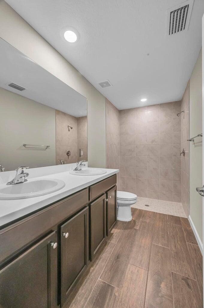574 NW Bayshore Boulevard, Port St. Lucie, FL 34983 — photo 24 of 41