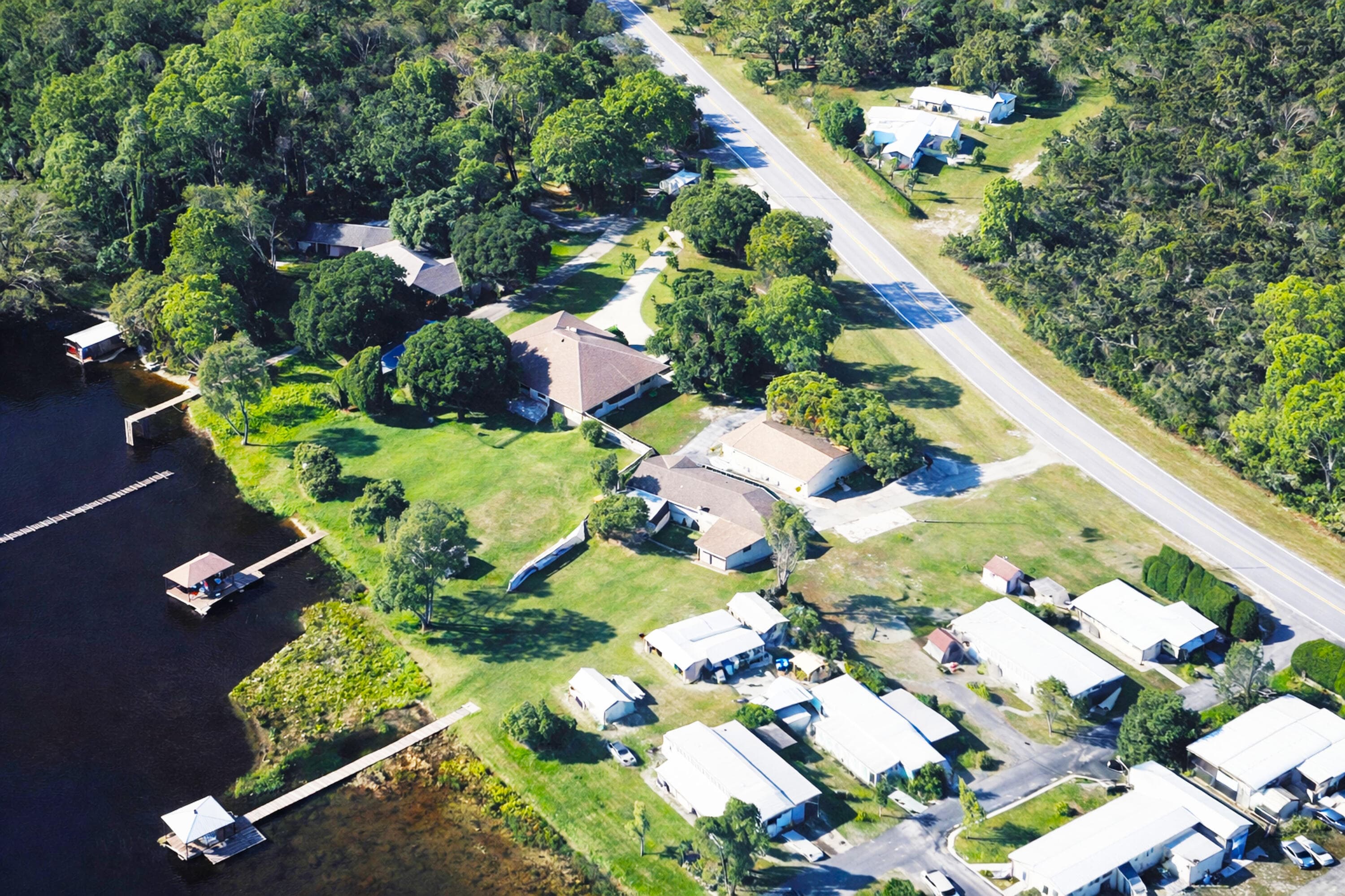 680 Memorial Drive, Sebring, FL 33870 — photo 5 of 44
