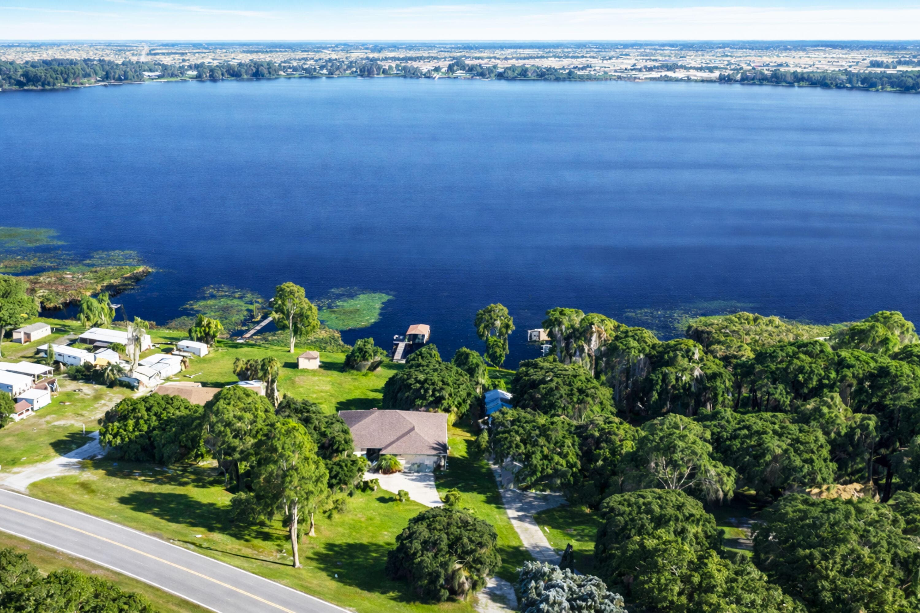680 Memorial Drive, Sebring, FL 33870 — photo 4 of 44