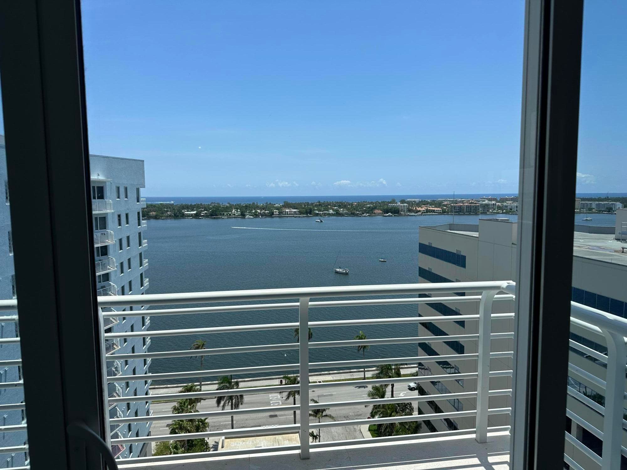 1551 N Flagler Drive (annual/seasonal) Uph 11, West Palm Beach, FL 33401 — photo 20 of 21