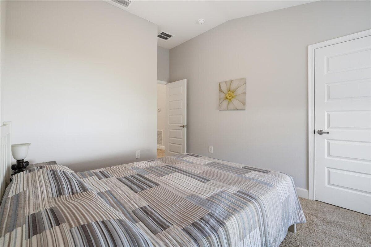 5435 Lugo Street, Fort Pierce, FL 34951 — photo 15 of 31