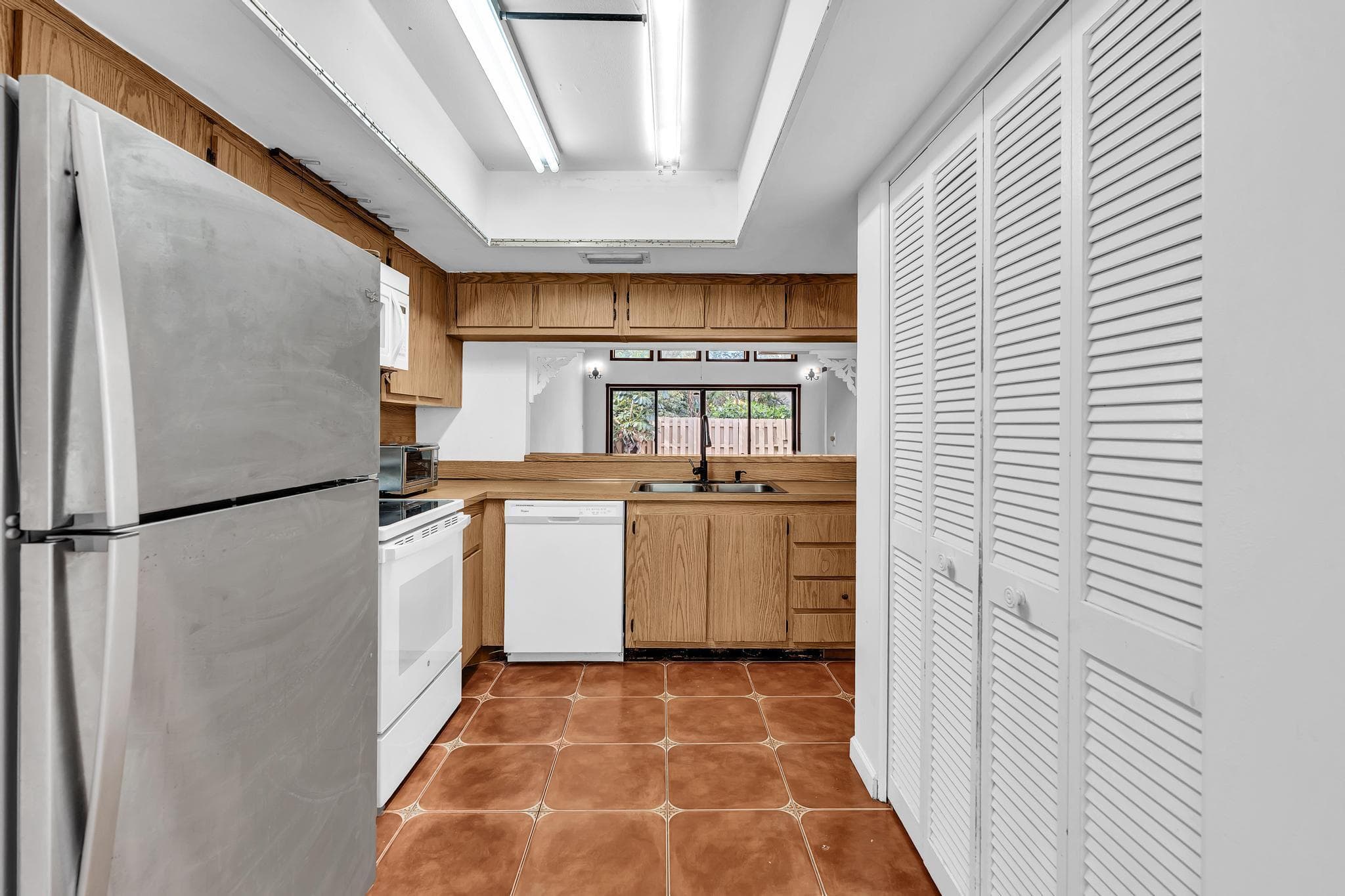 1400 NW 9th Avenue E-33, Boca Raton, FL 33486 — photo 11 of 51