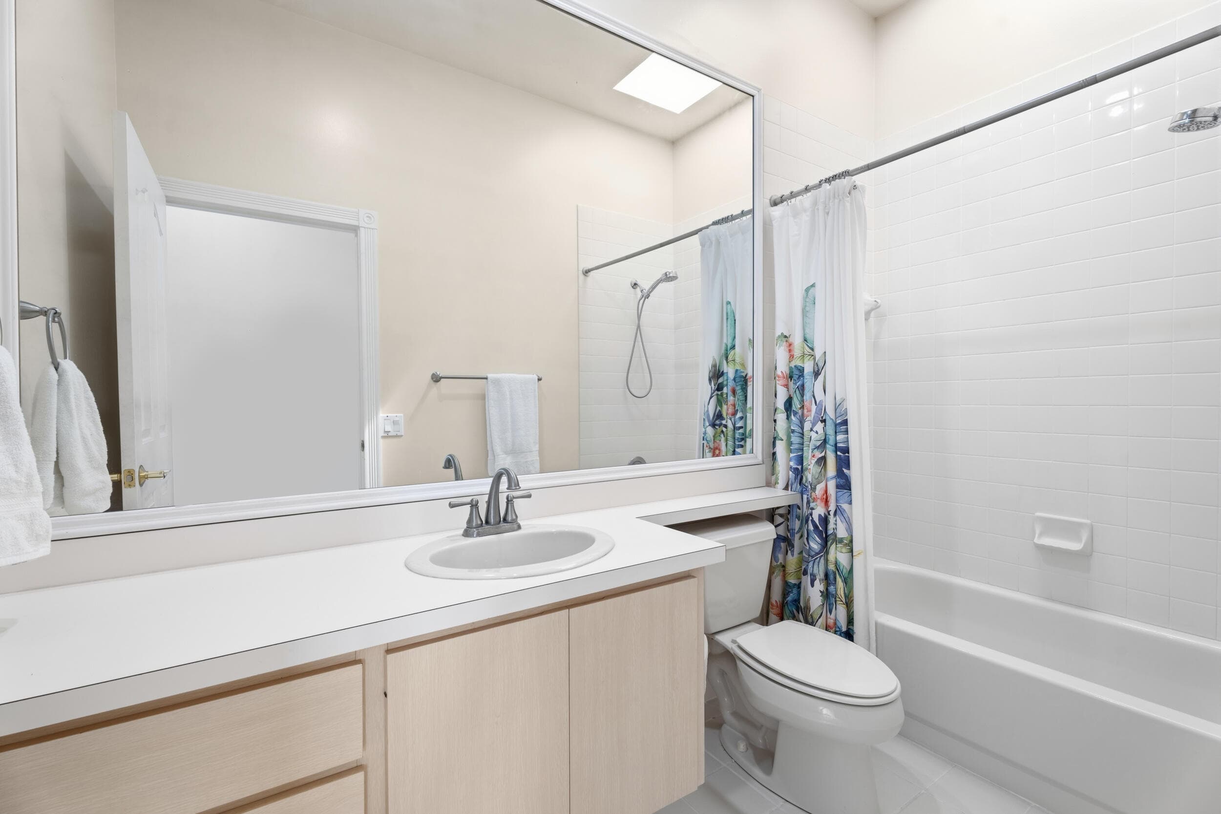 7780 SE Needle Palm Circle, Hobe Sound, FL 33455 — photo 17 of 33