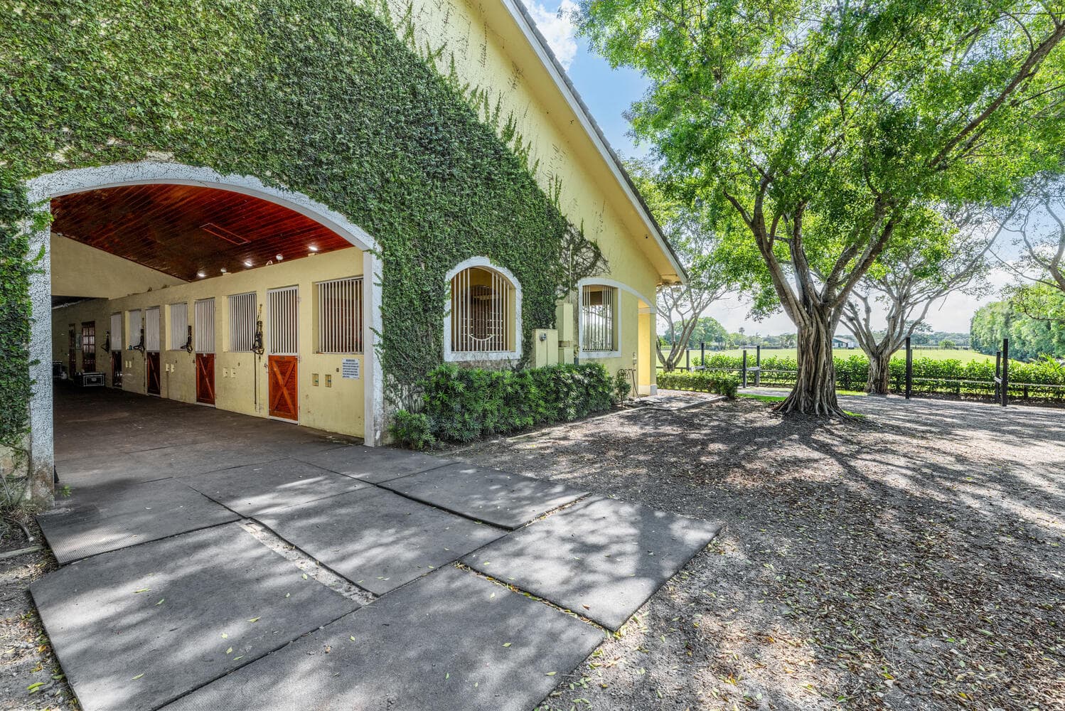 4905 130th Avenue S, Wellington, FL 33414 — photo 15 of 50