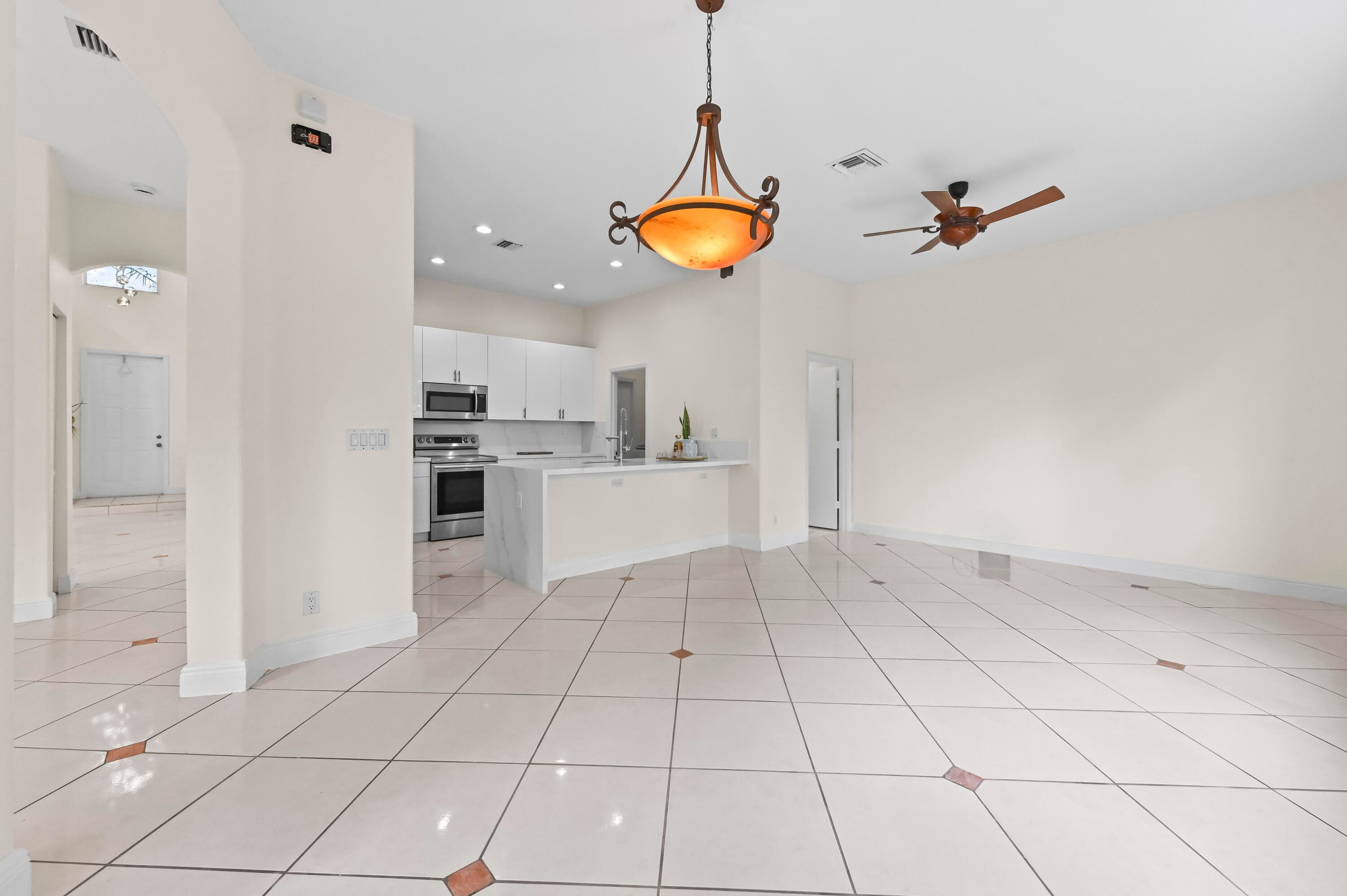 6657 Lurais Drive, Lake Worth, FL 33463 — photo 8 of 39