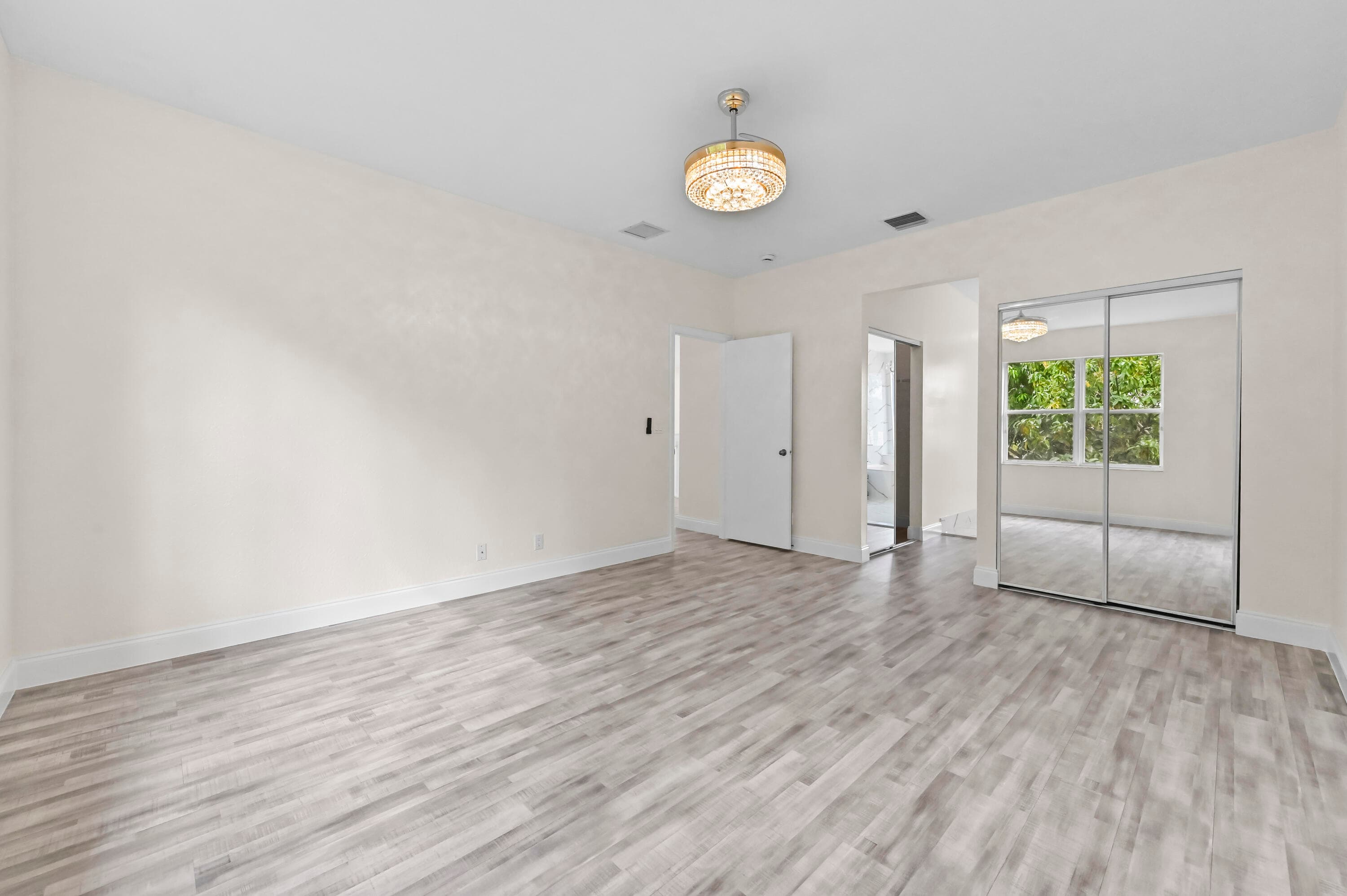6657 Lurais Drive, Lake Worth, FL 33463 — photo 9 of 39