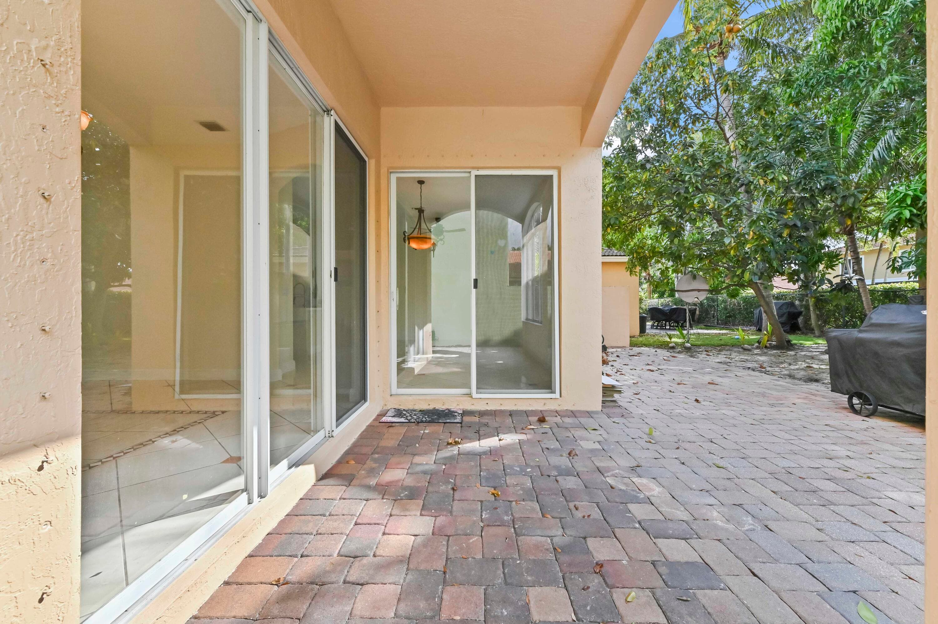 6657 Lurais Drive, Lake Worth, FL 33463 — photo 32 of 39