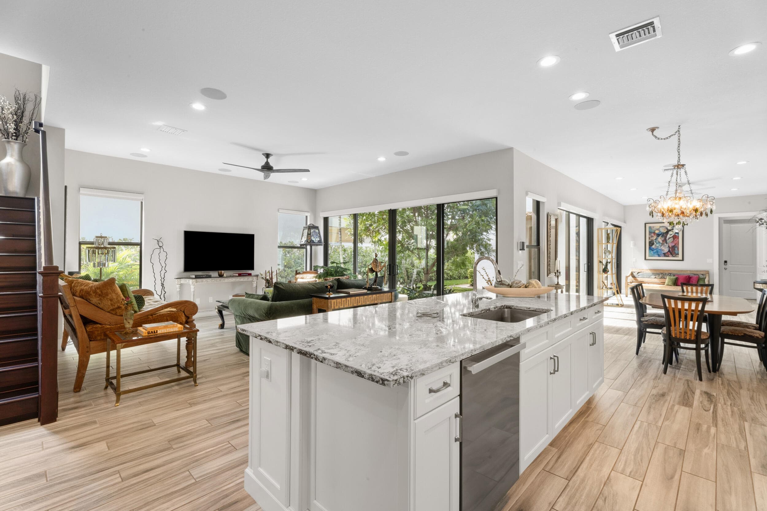 2093 Dickens Terrace, Palm Beach Gardens, FL 33418 — photo 12 of 47