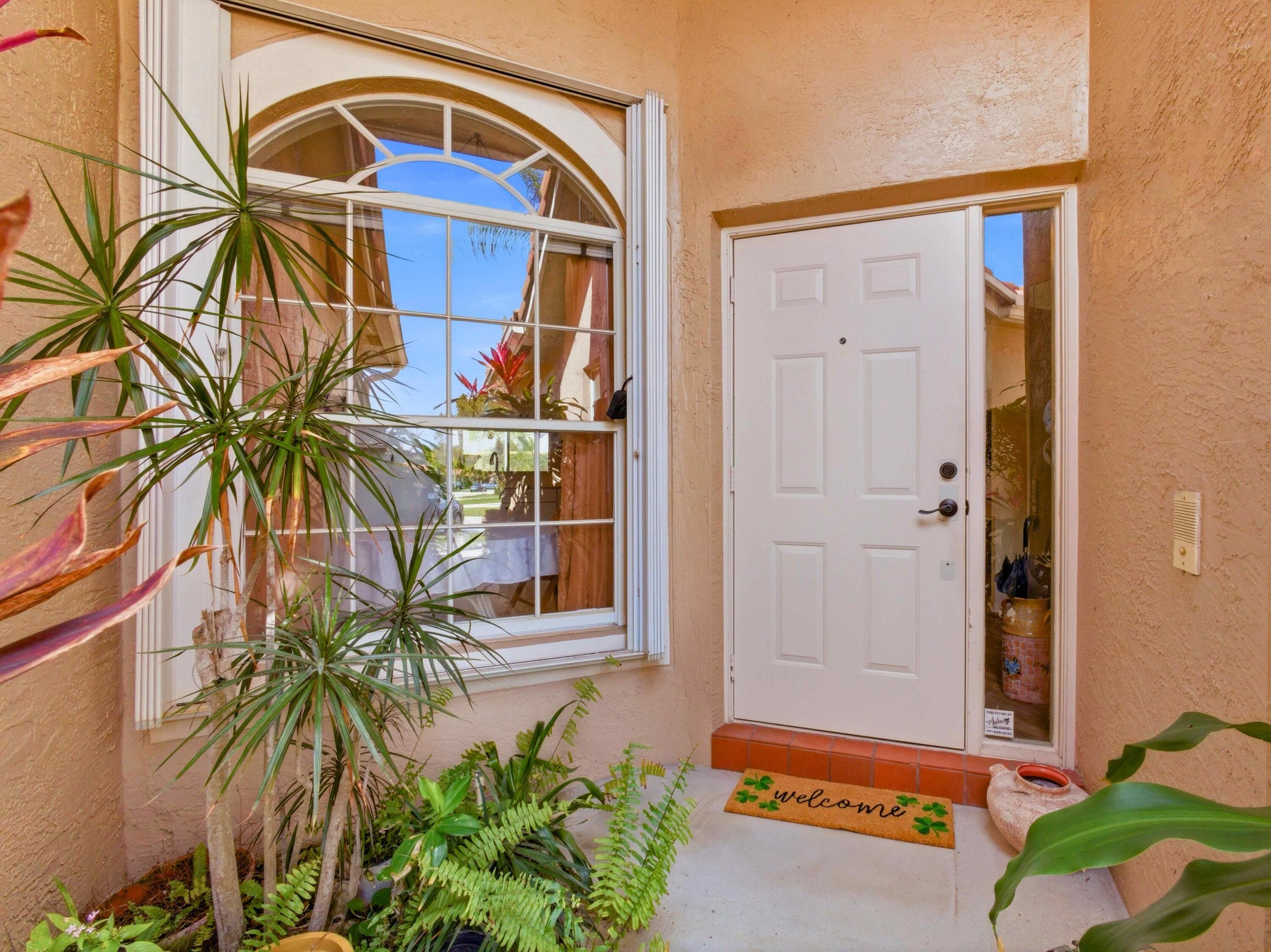 6367 Long Key Lane, Boynton Beach, FL 33472 — photo 3 of 57