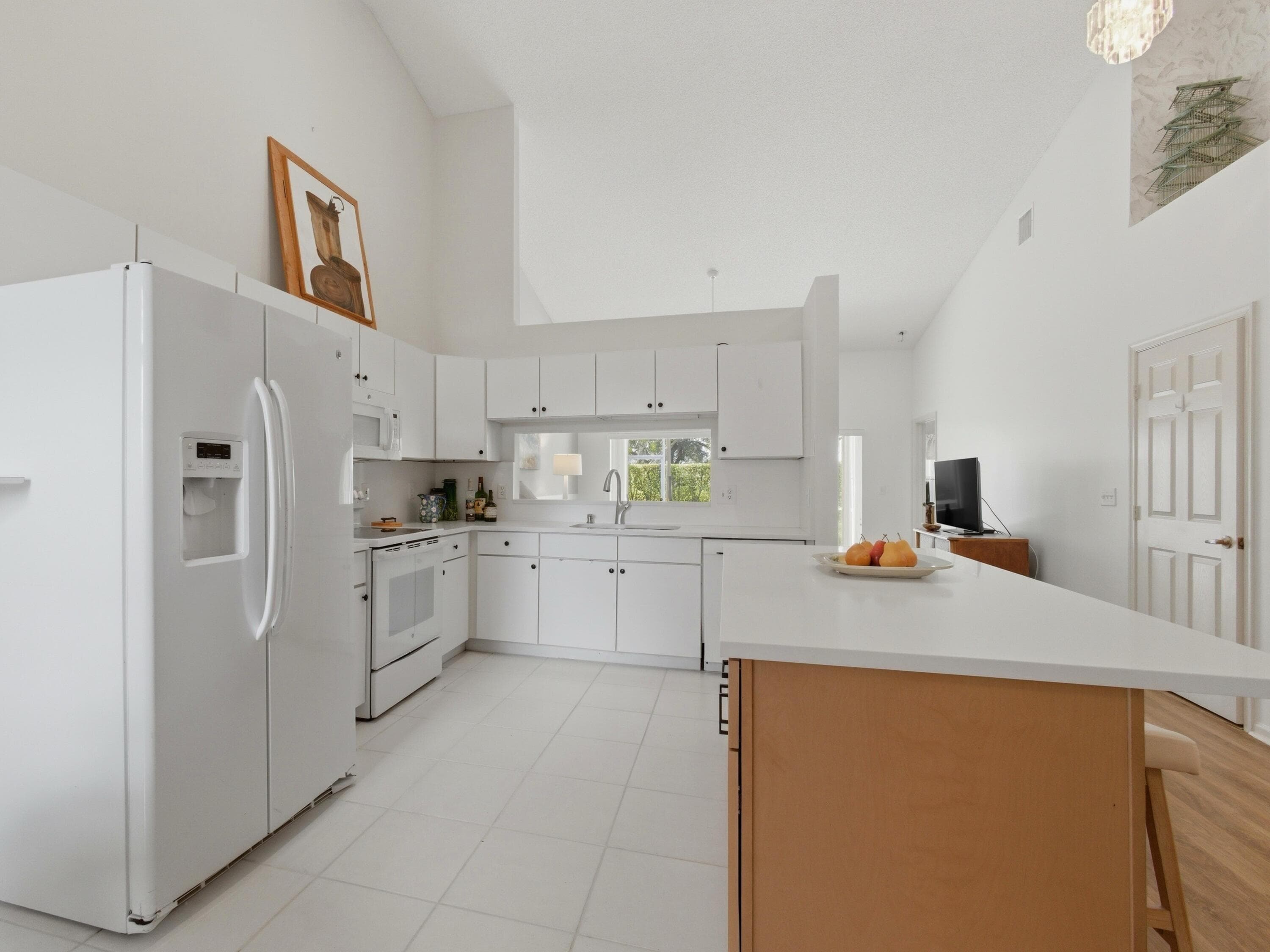 6367 Long Key Lane, Boynton Beach, FL 33472 — photo 11 of 57