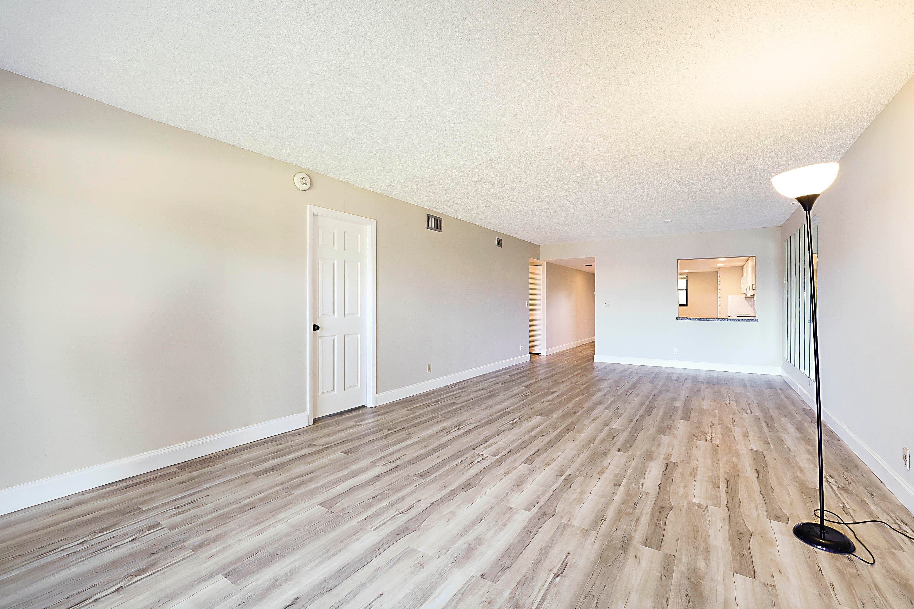 1036 Us Highway 1 216, North Palm Beach, FL 33408 — photo 16 of 38