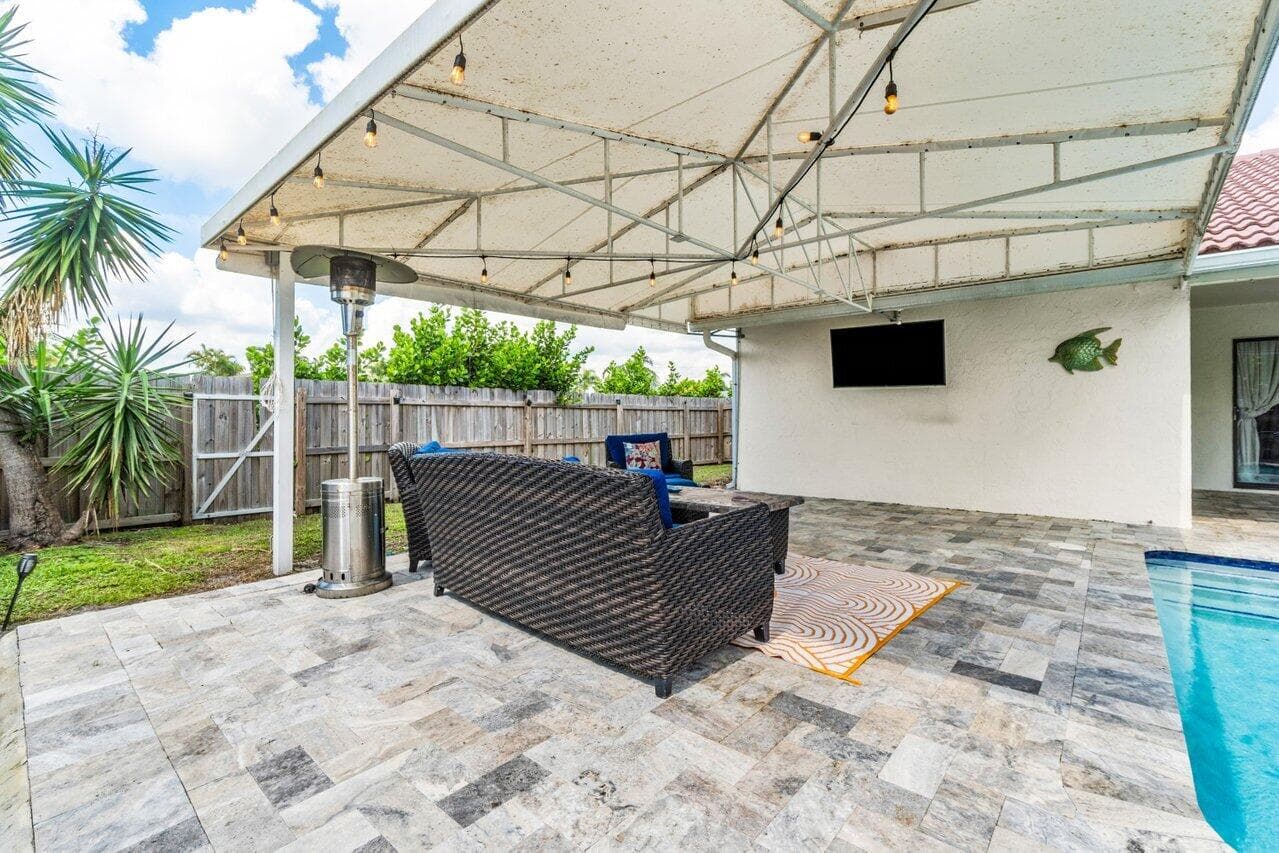 1352 Wyndcliff Drive, Wellington, FL 33414 — photo 20 of 28