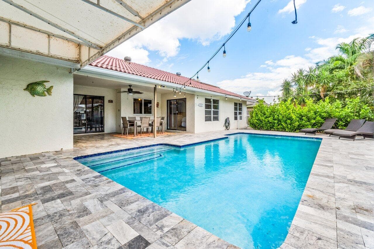1352 Wyndcliff Drive, Wellington, FL 33414 — photo 23 of 28