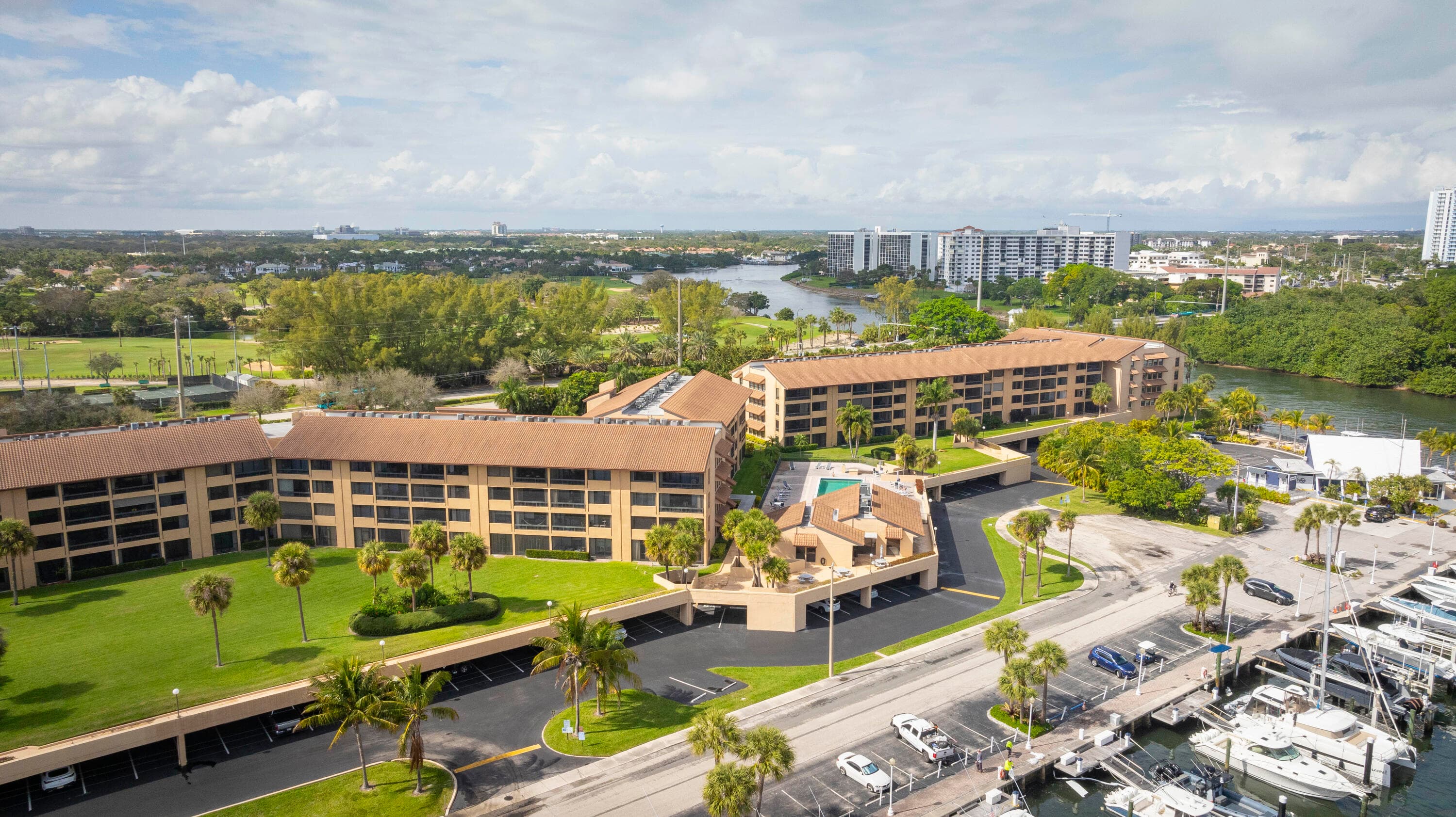 1036 Us Highway 1 216, North Palm Beach, FL 33408 — photo 1 of 38