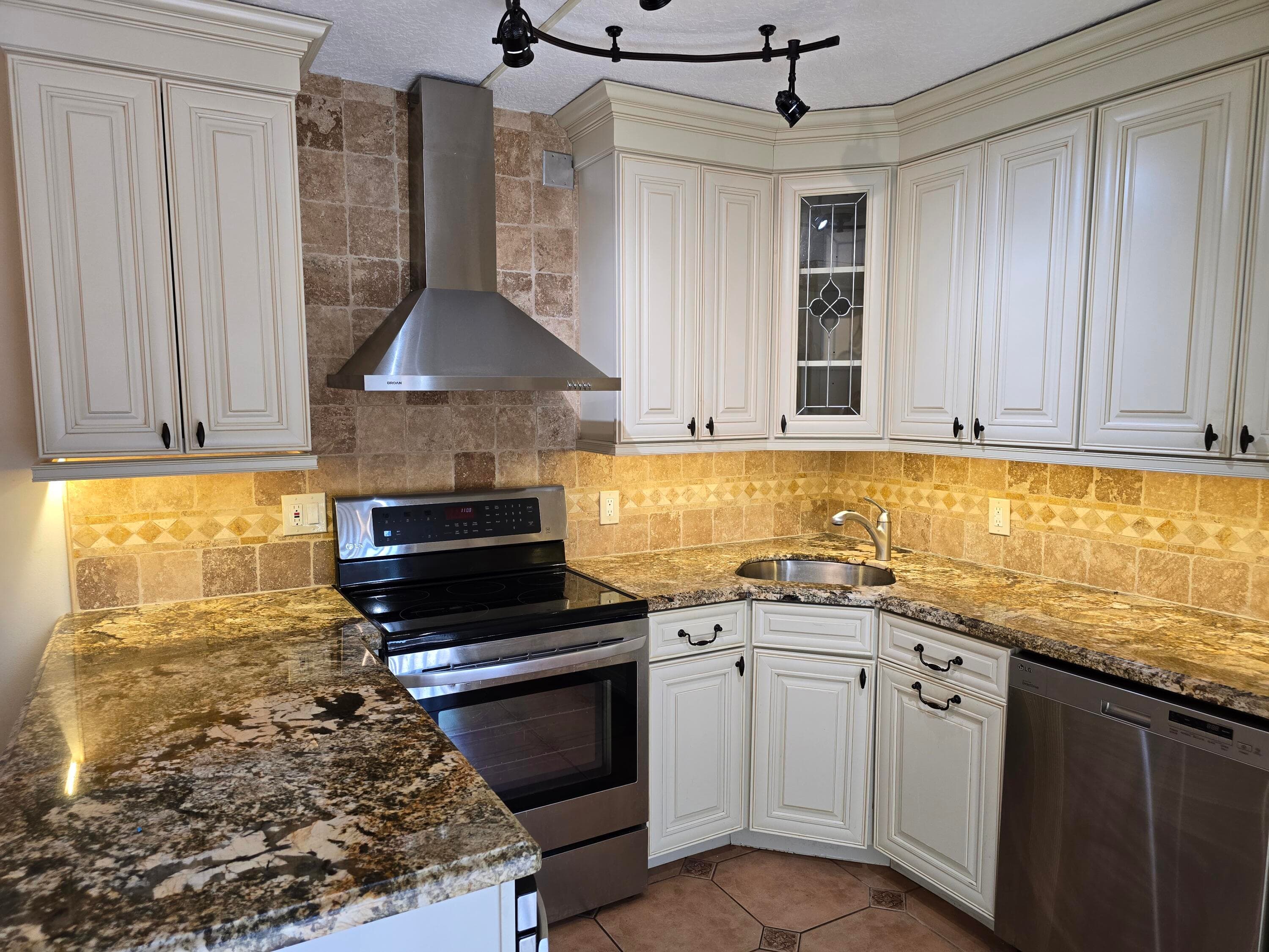 1440 Augusta Circle 132, Delray Beach, FL 33445 — photo 1 of 22