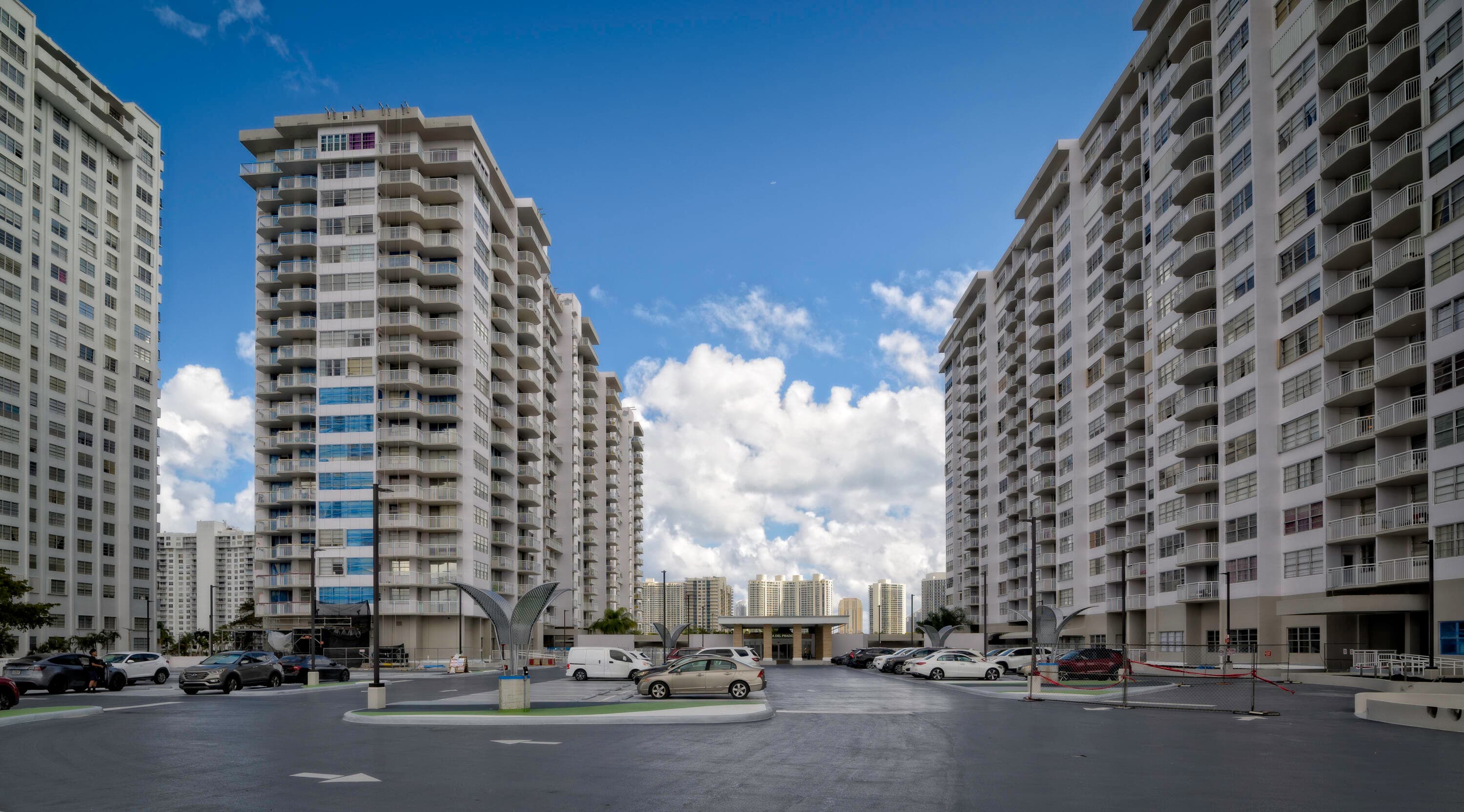 18081 Biscayne Boulevard 403, Aventura, FL 33160 — photo 24 of 32