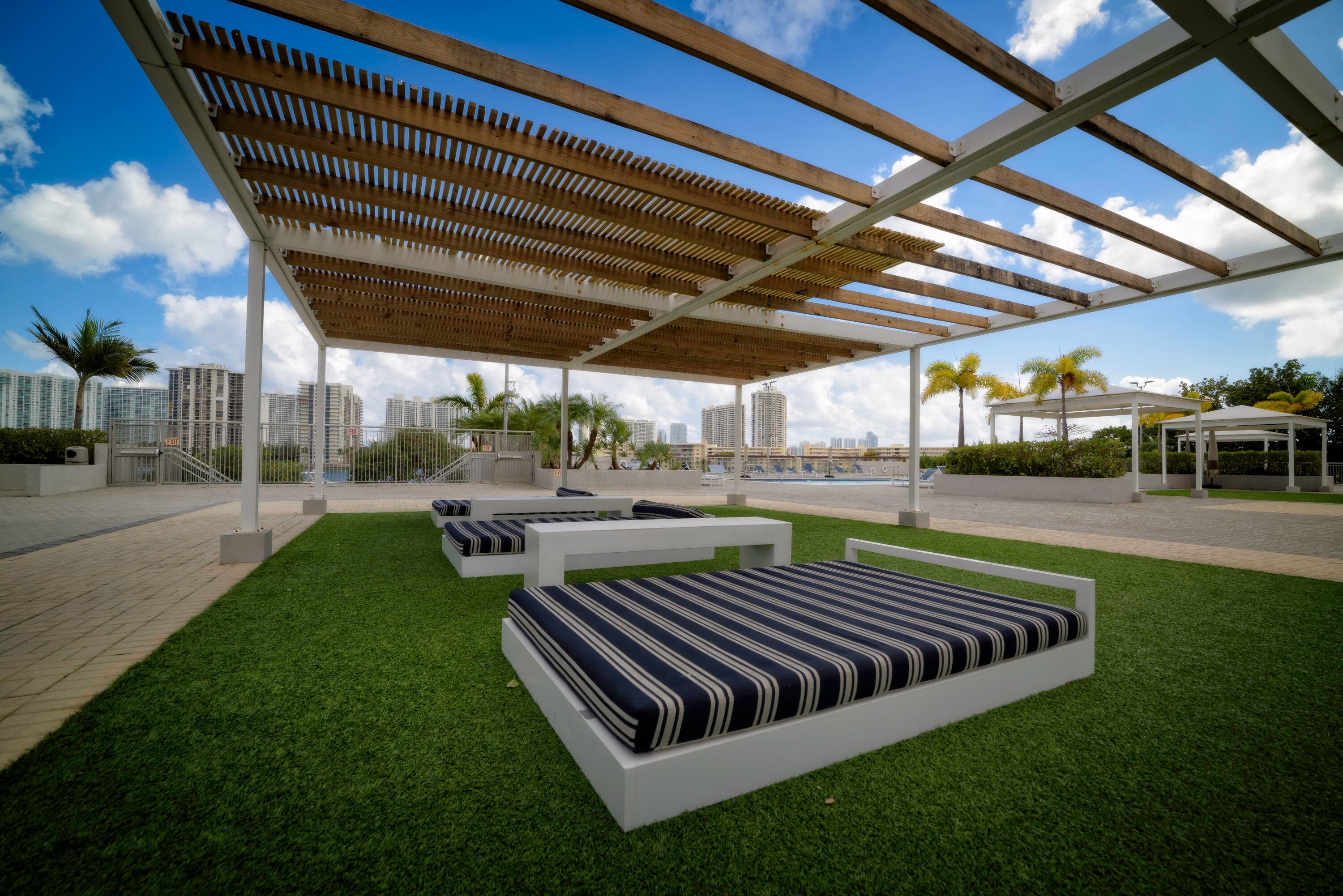 18081 Biscayne Boulevard 403, Aventura, FL 33160 — photo 16 of 32