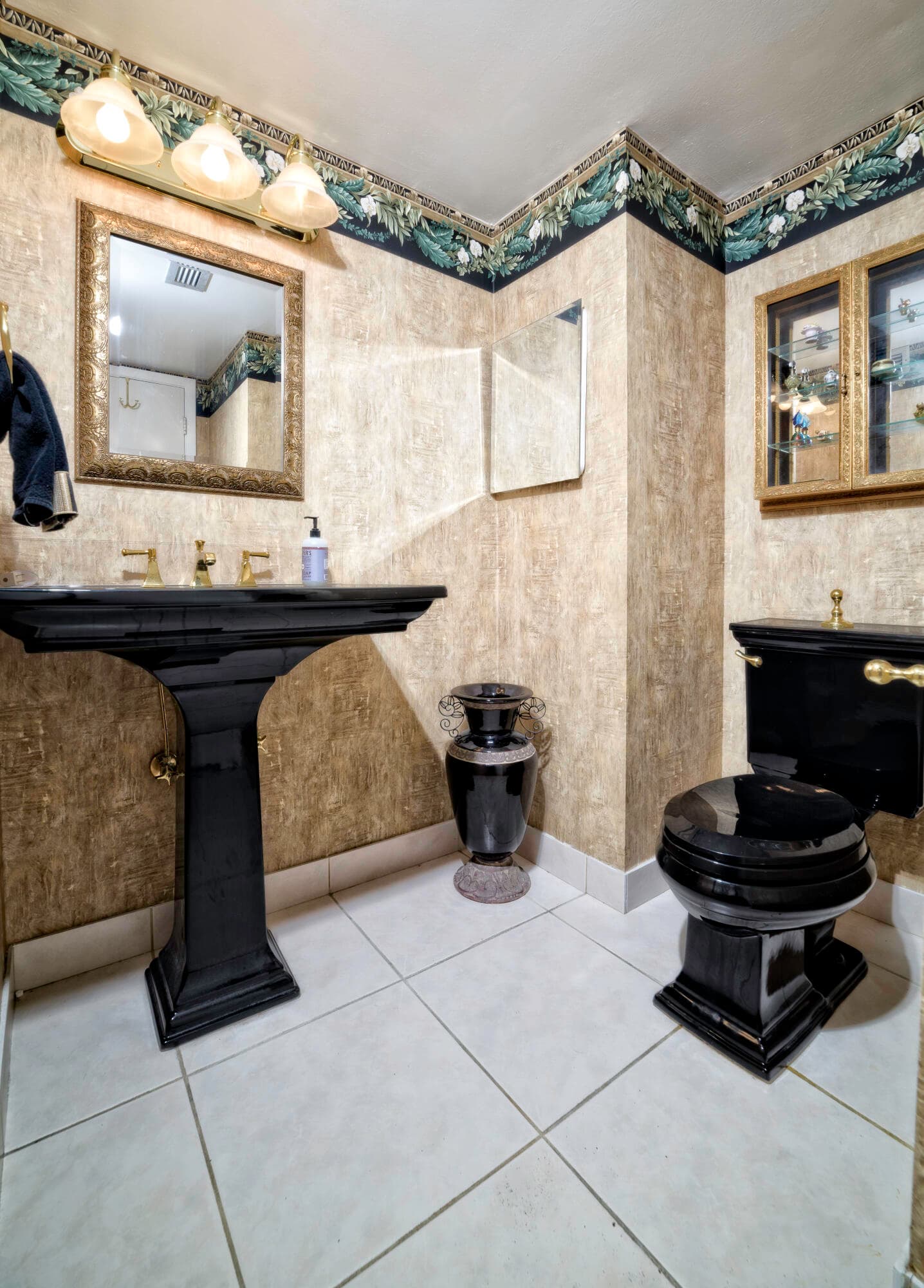 18081 Biscayne Boulevard 403, Aventura, FL 33160 — photo 19 of 32