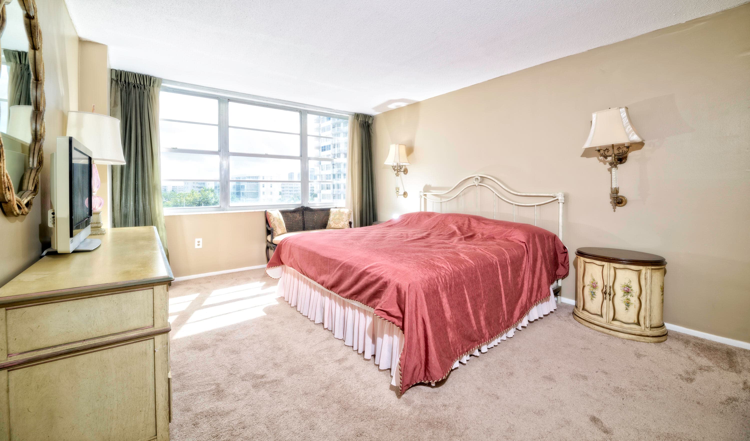 18081 Biscayne Boulevard 403, Aventura, FL 33160 — photo 7 of 32