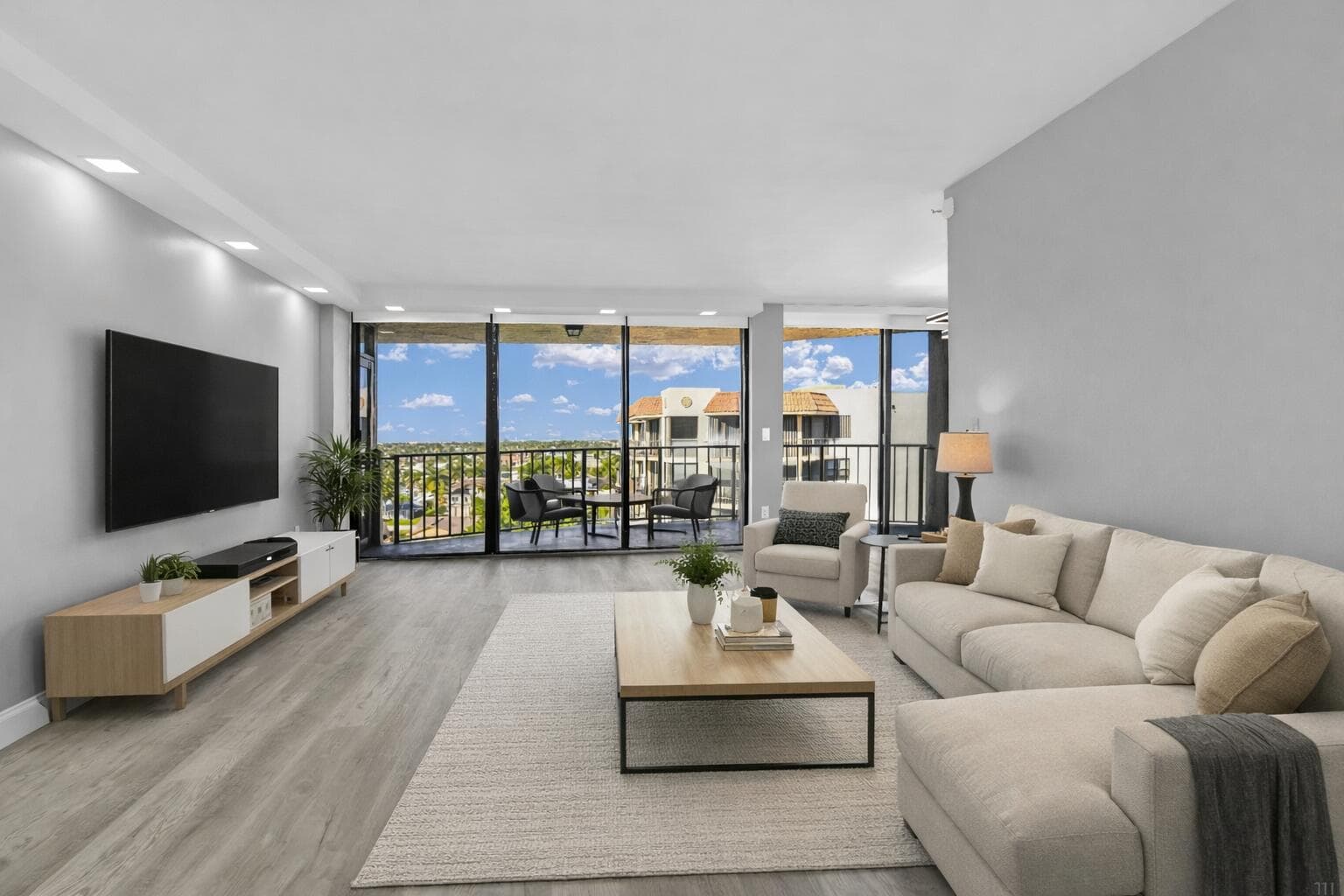 859 Jeffery Street 810, Boca Raton, FL 33487 — photo 3 of 66