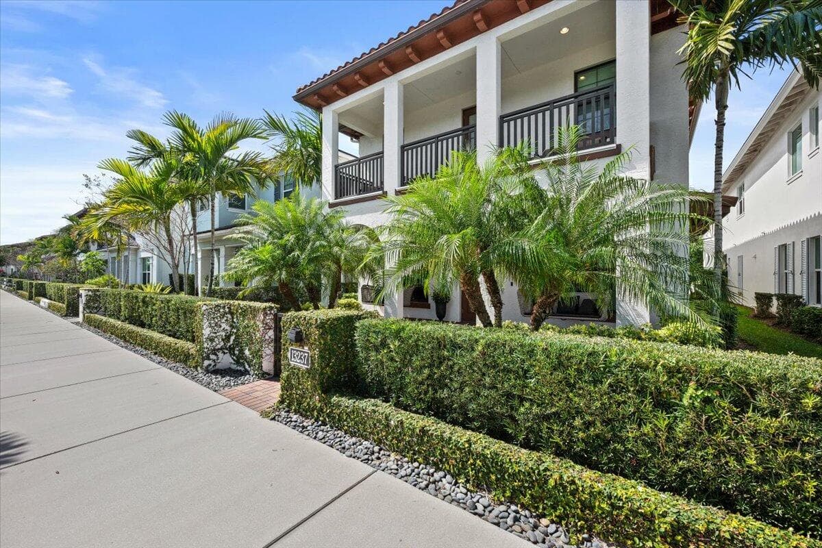 13237 Alton Road, Palm Beach Gardens, FL 33418 — photo 4 of 51