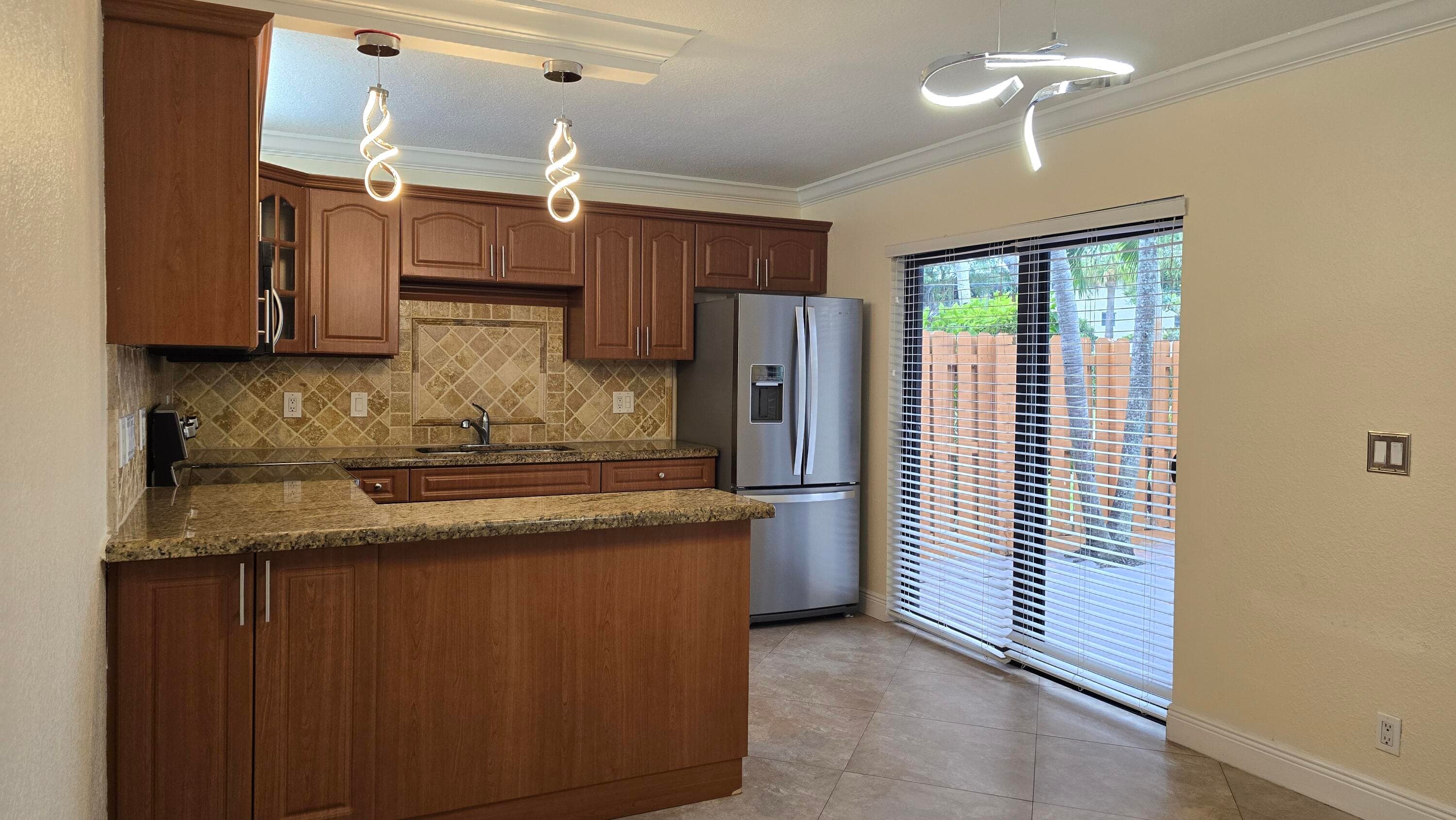 257 Lake Arbor Drive, Palm Springs, FL 33461 — photo 4 of 16
