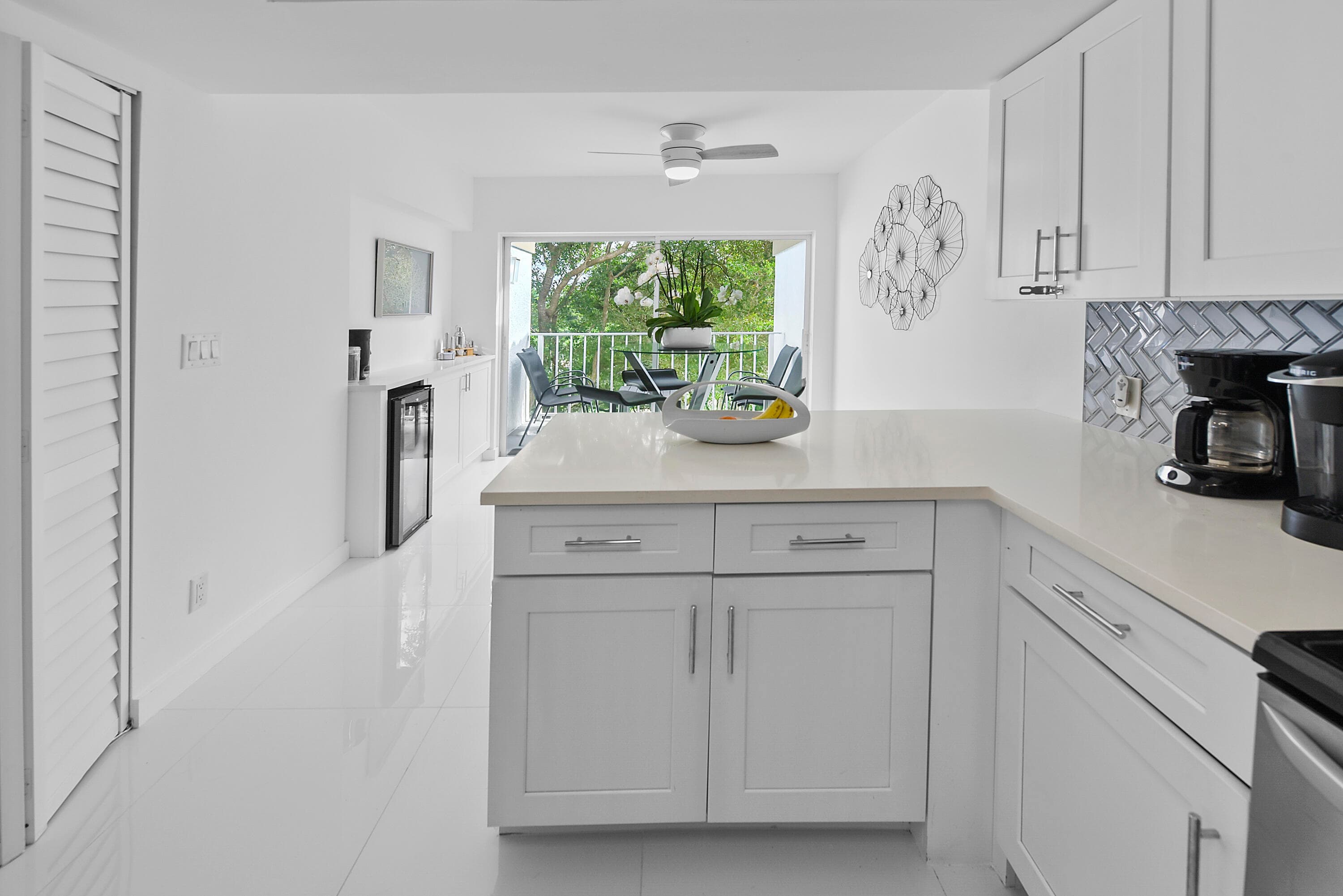 7369 Orangewood Lane 303, Boca Raton, FL 33433 — photo 11 of 56